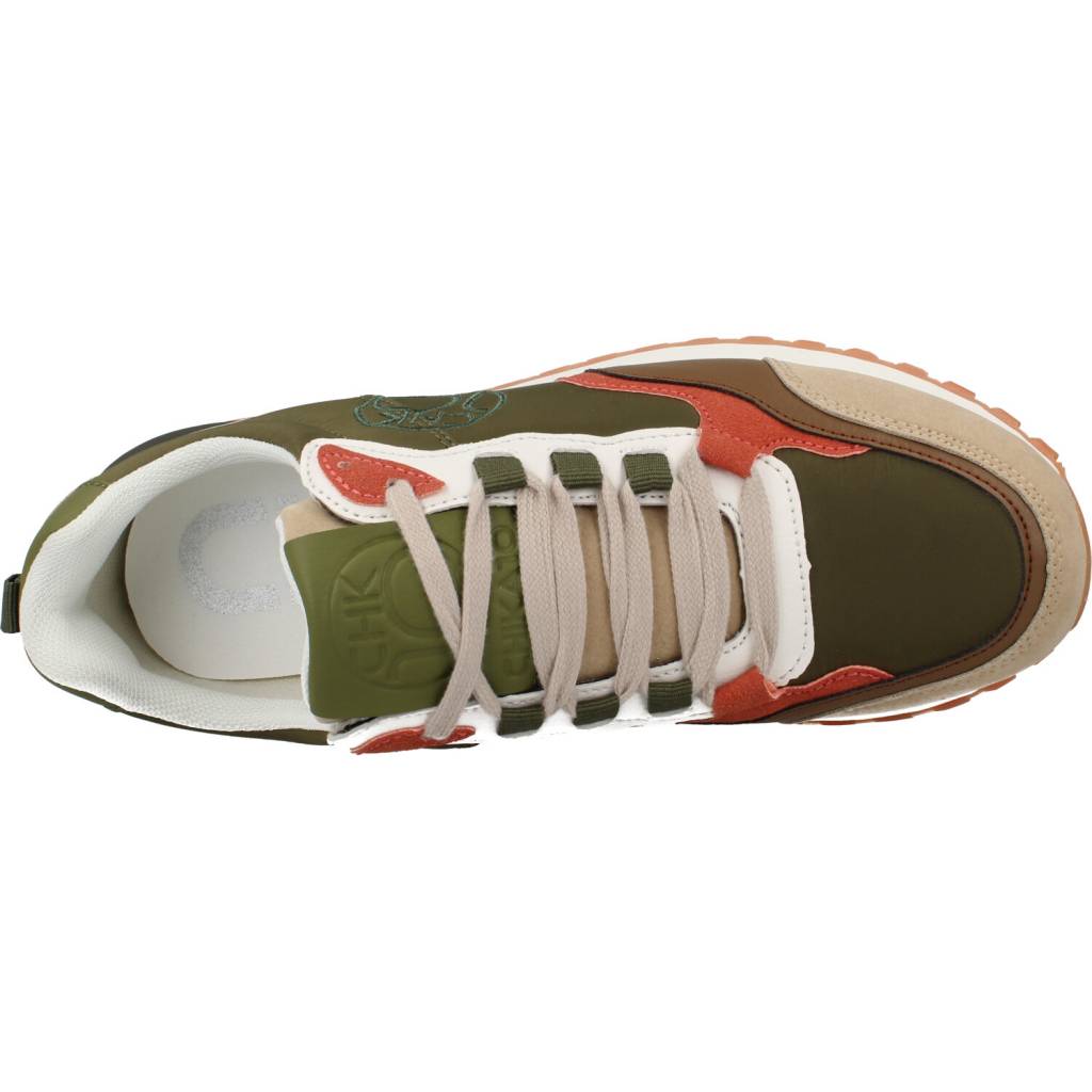 CHIKA CLICK en color KAKI (7)