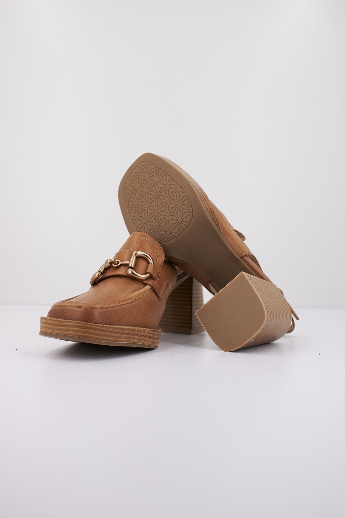 CARMELA c en color CAMEL (4)