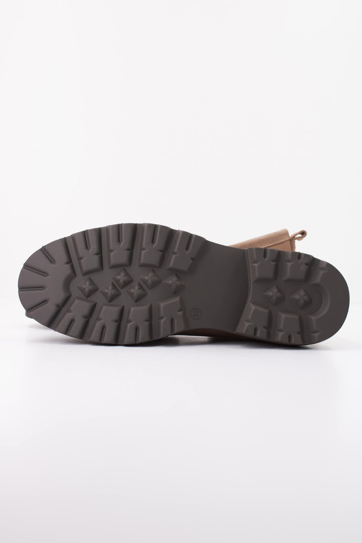CARMELA C ZAPATO SRA en color TAUPE (5)