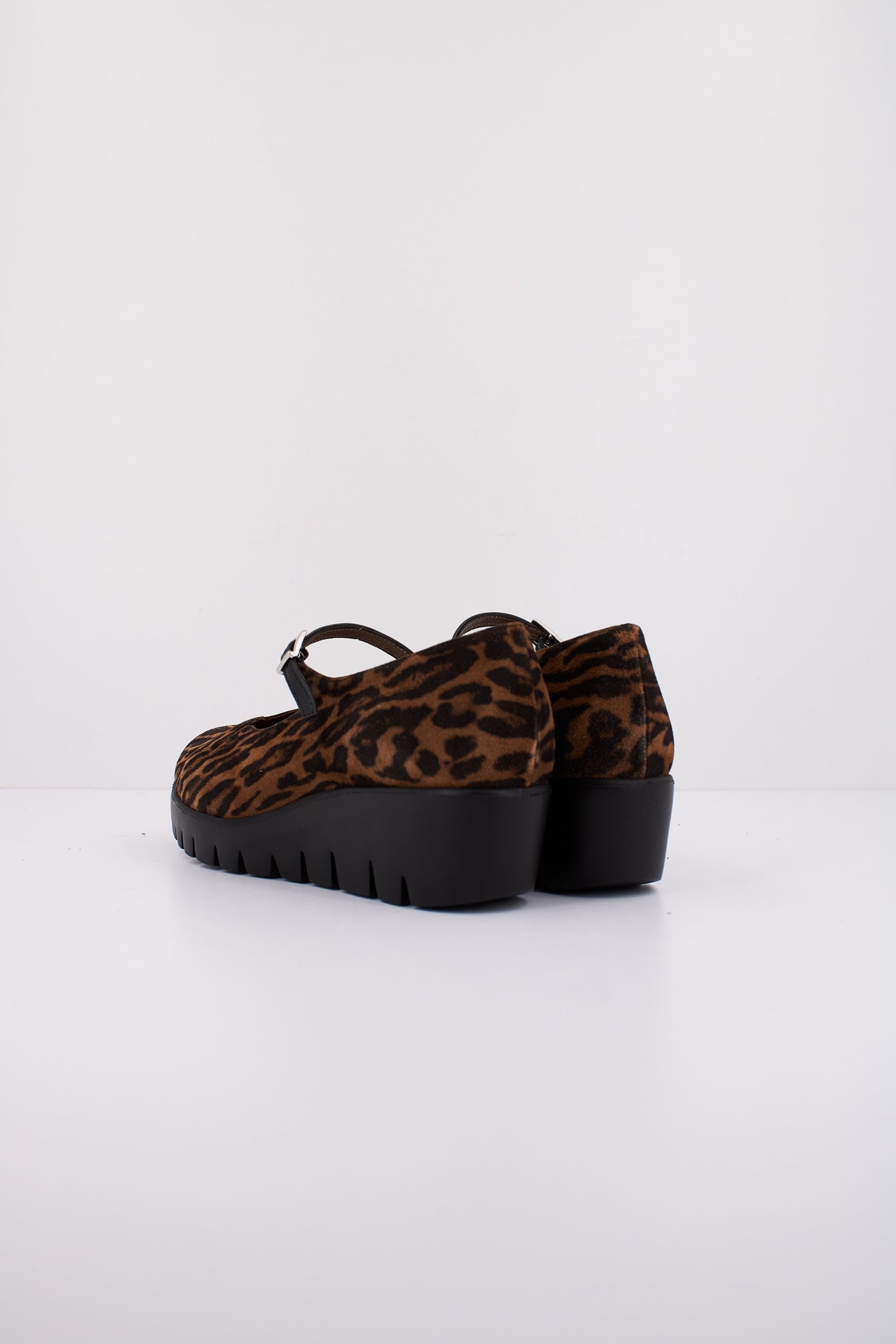 WONDERS LACK en color LEOPARDO (4)