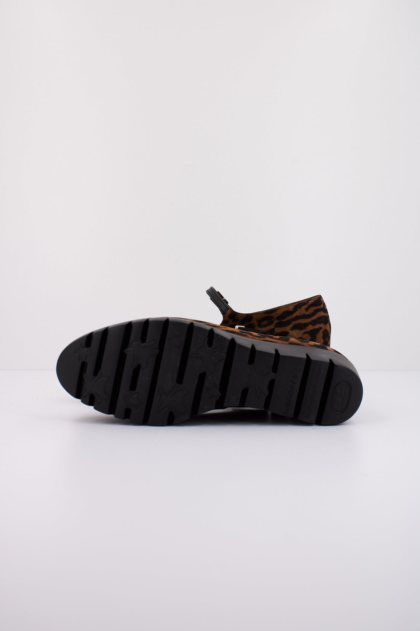 WONDERS LACK en color LEOPARDO (5)