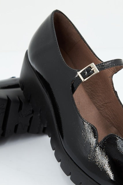 WONDERS LACK en color NEGRO (4)