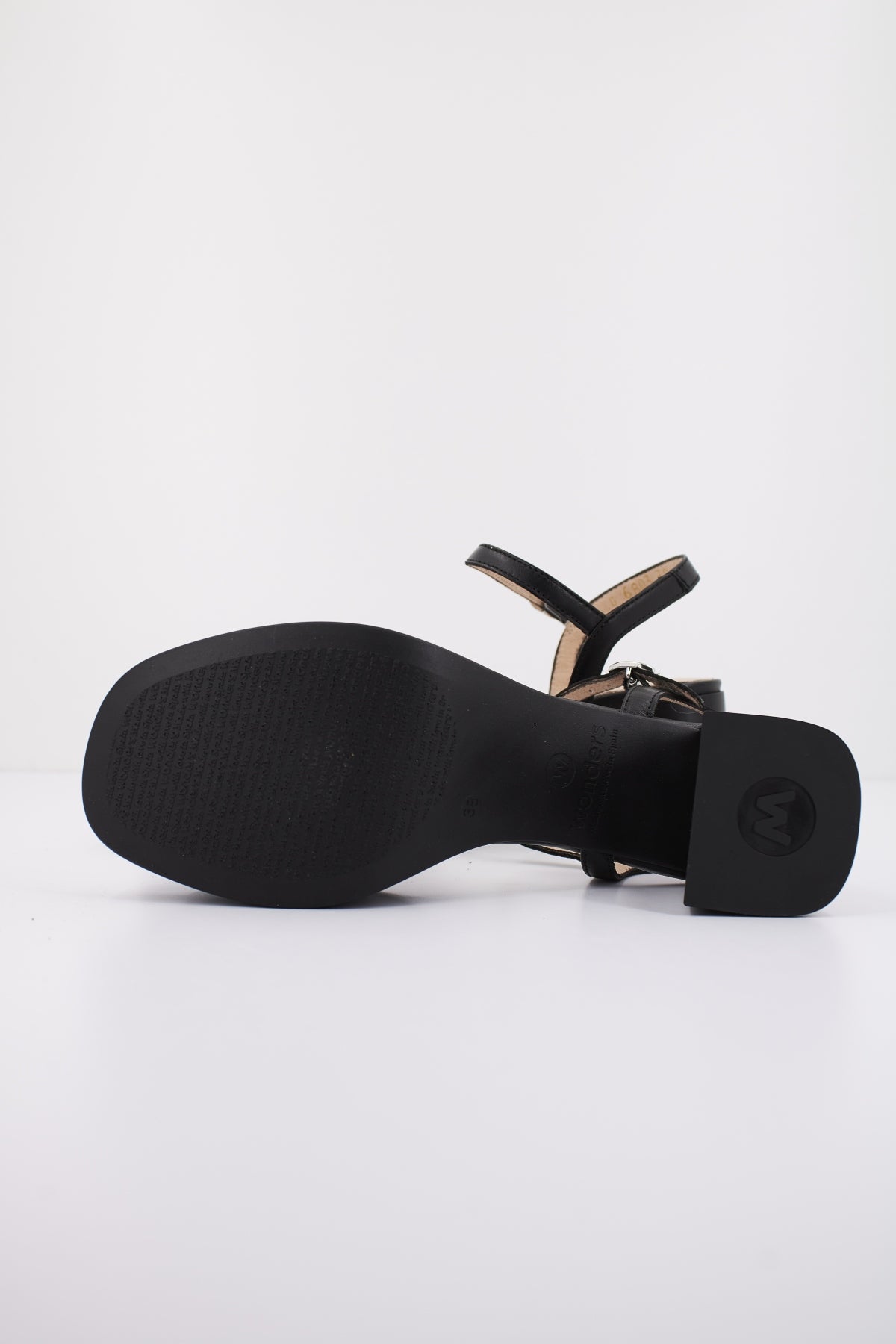 WONDERS GP P ISEO en color NEGRO (4)