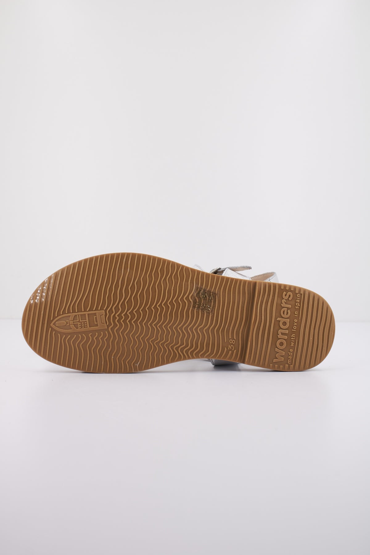 WONDERS A en color PLATA (4)