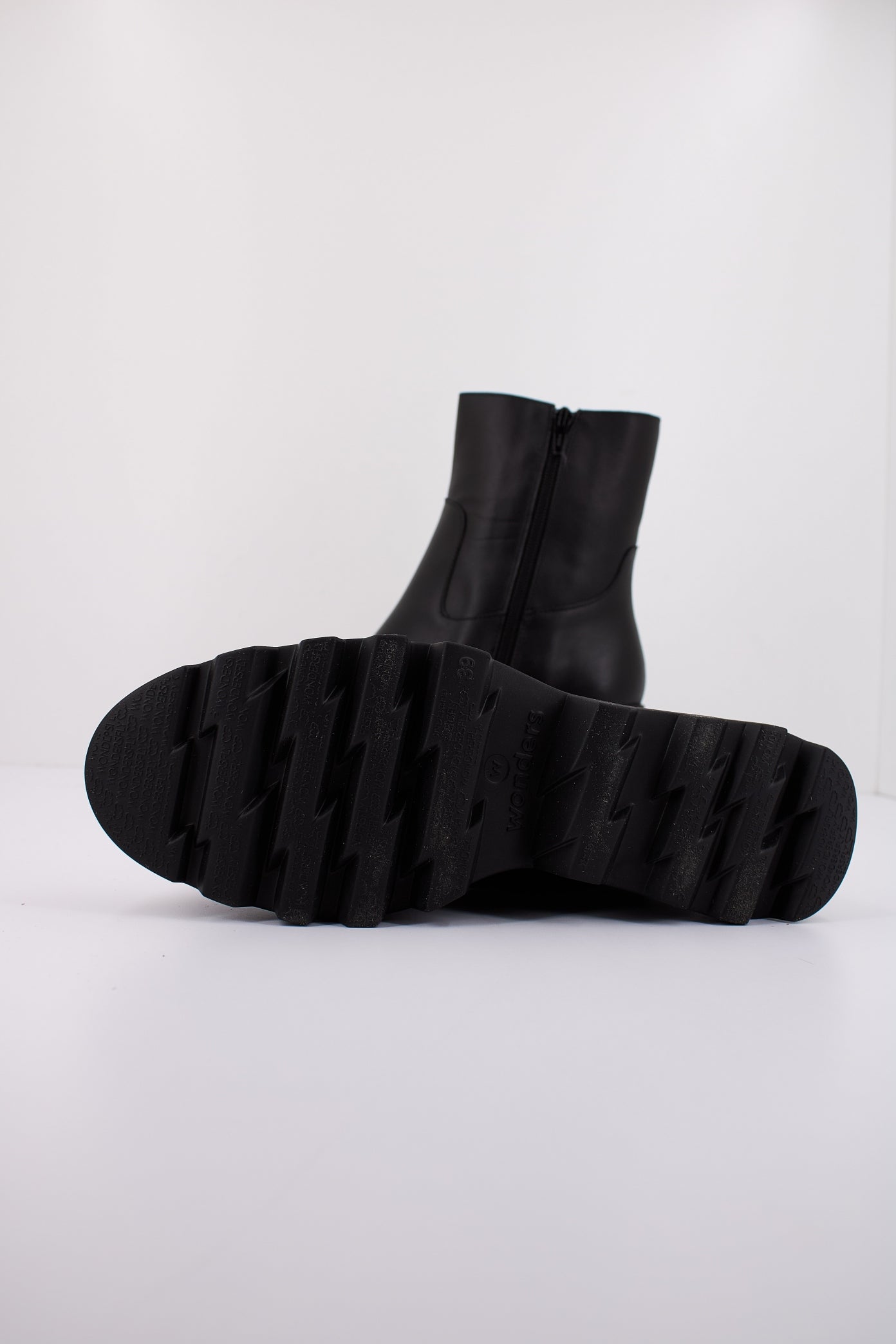 WONDERS GW en color NEGRO (5)