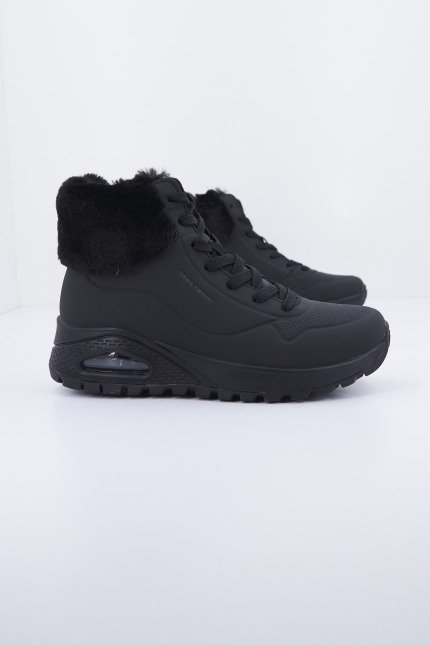 SKECHERS UNO RUGGED FALL AIR en color BBK (2)