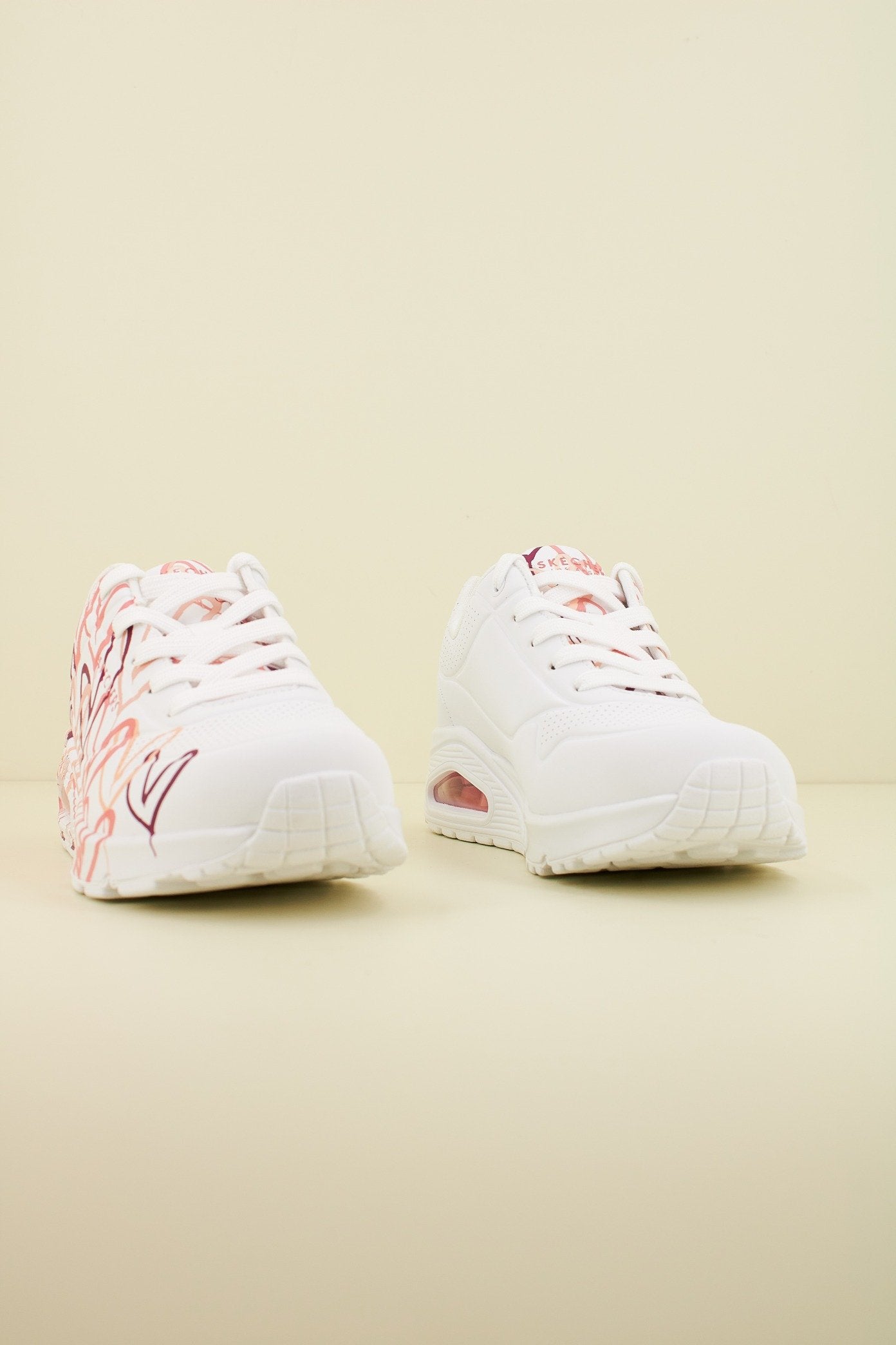 SKECHERS UNO-SPREAD THE LOVE en color WCRL (2)