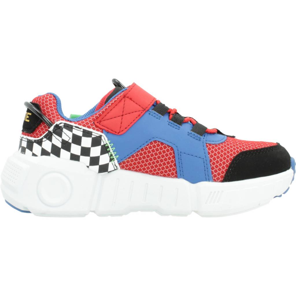 SKECHERS L en color BLMT (4)