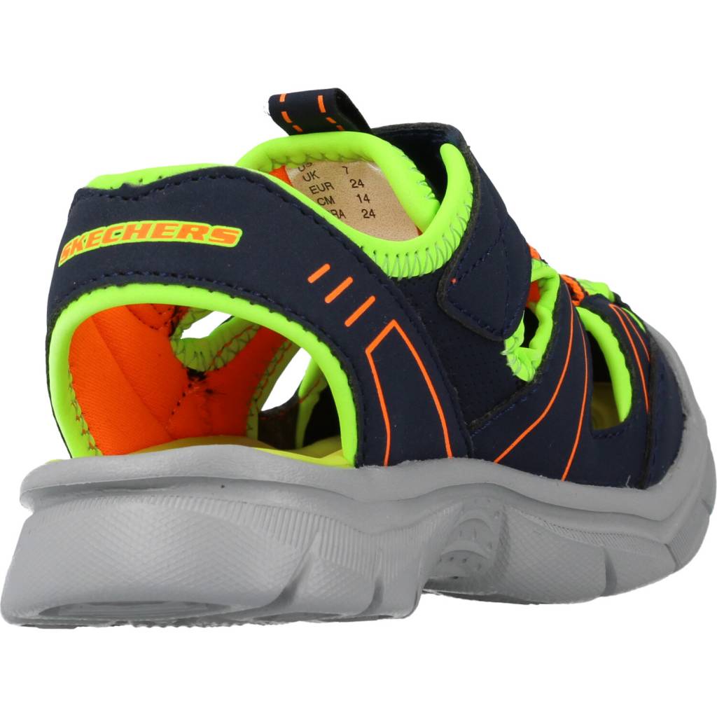SKECHERS RELIX en color NVLM (3)