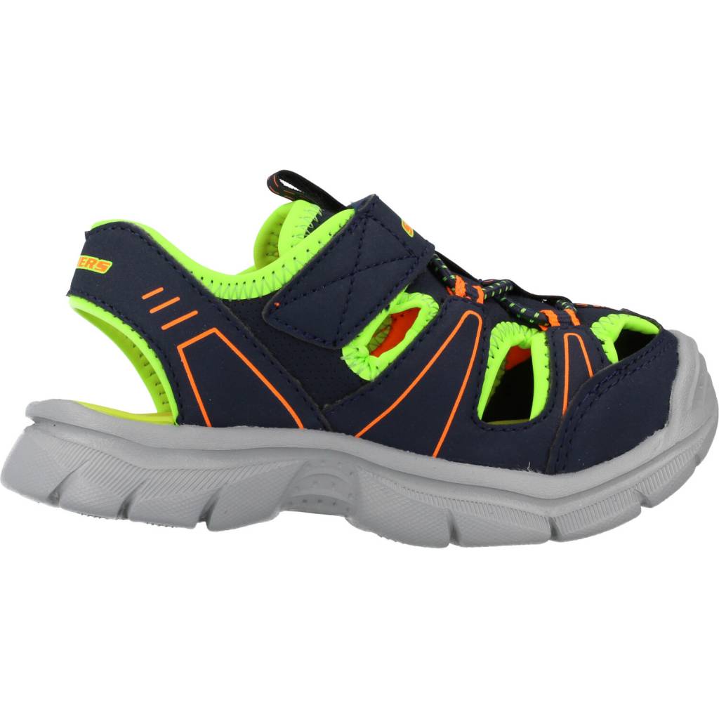 SKECHERS RELIX en color NVLM (4)