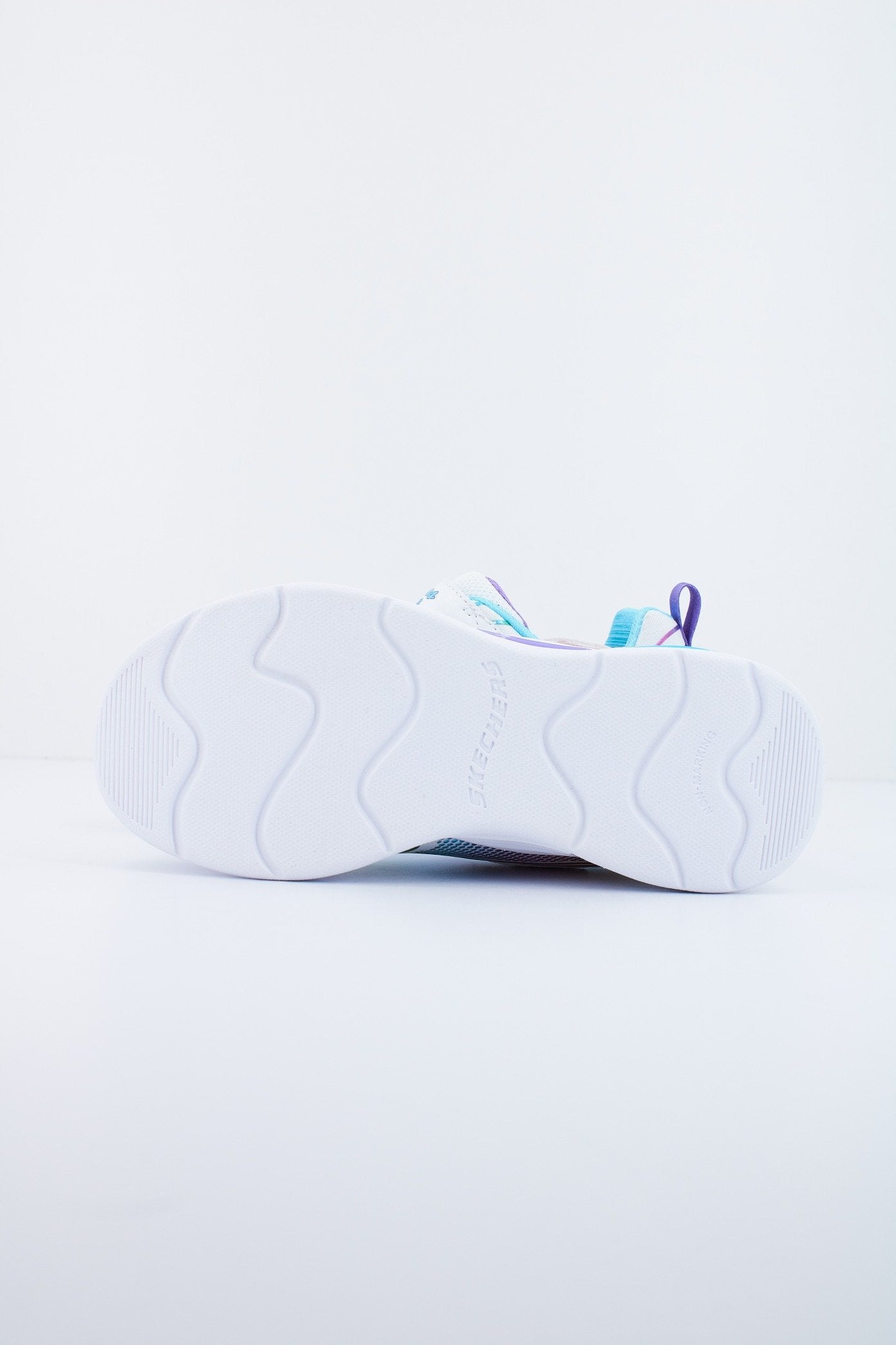 SKECHERS S LIGHTS: WAVY BEAMS en color WMLT (4)