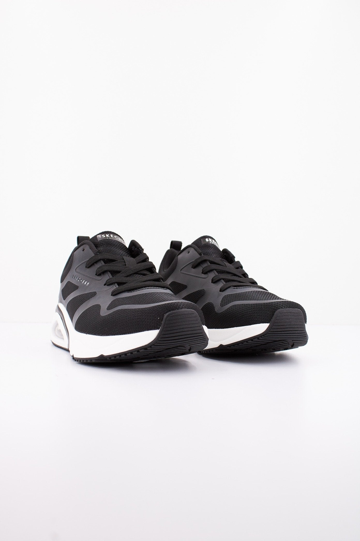 SKECHERS TRES-AIR UNO en color BLK (2)