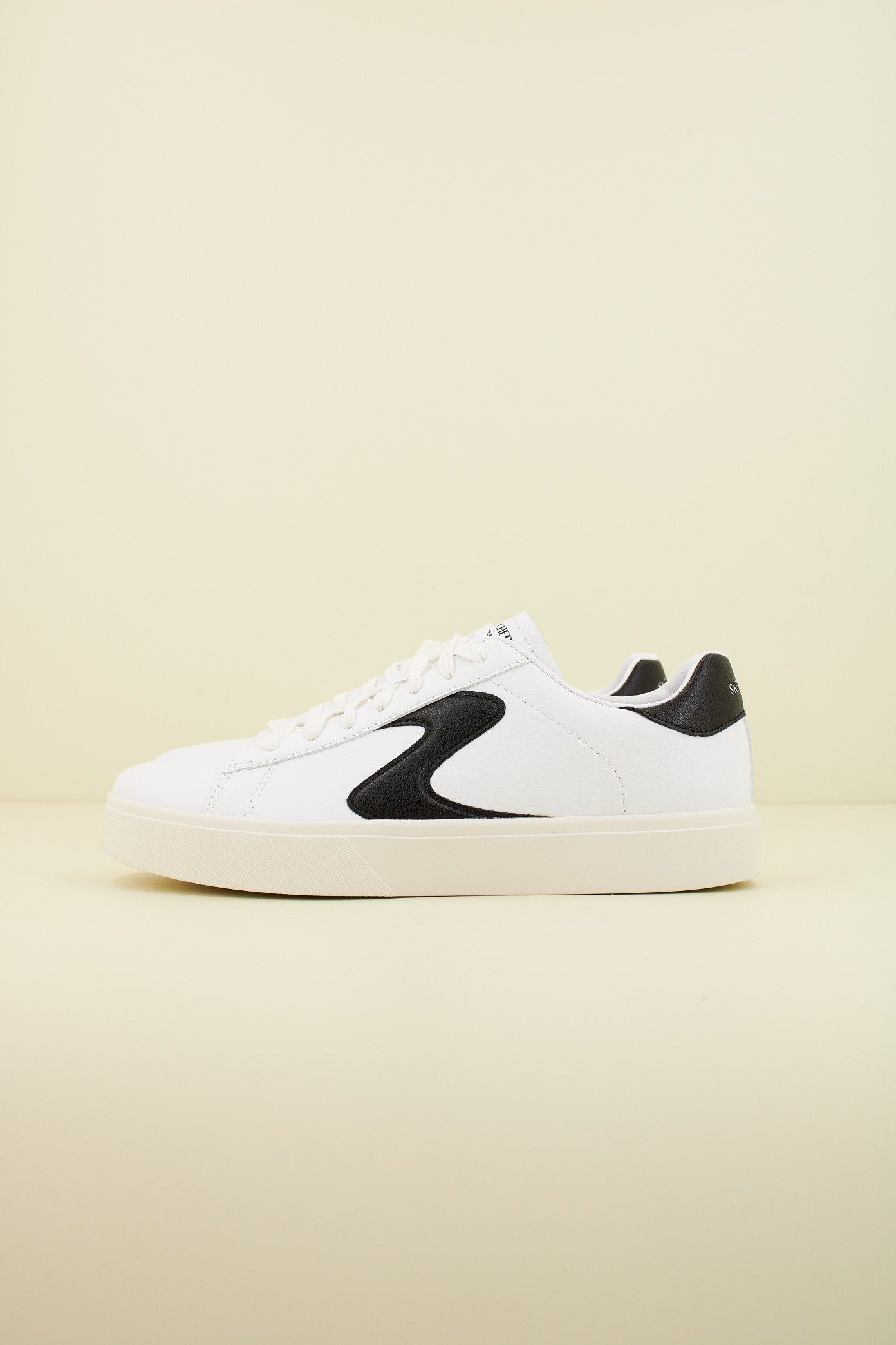 SKECHERS EDEN LX en color WBK (1)