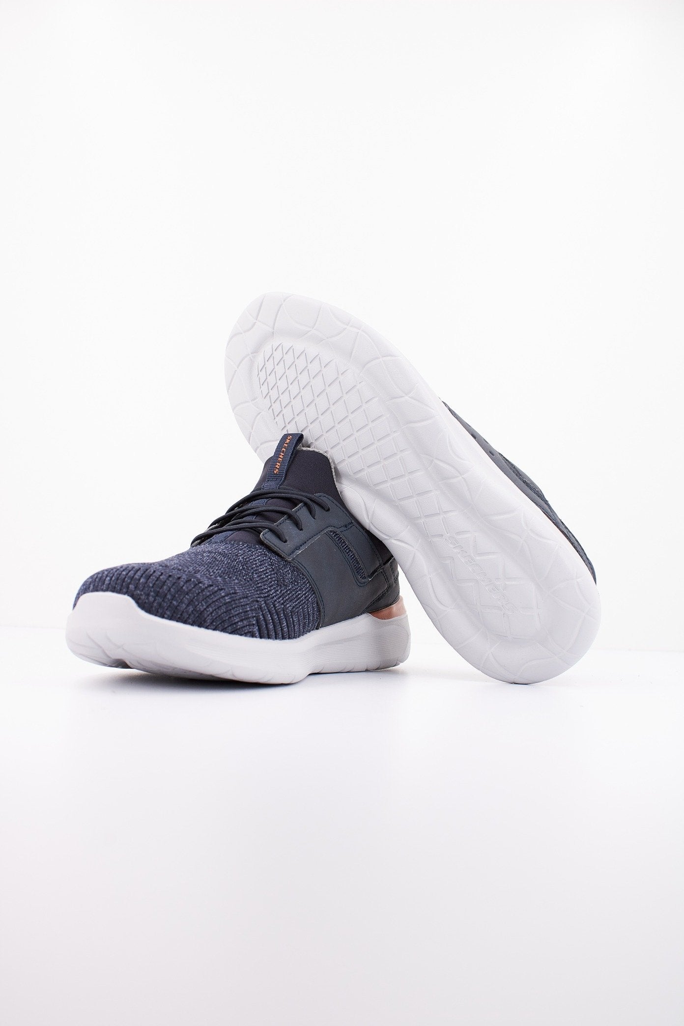 SKECHERS LATTIMORE en color NVY (4)