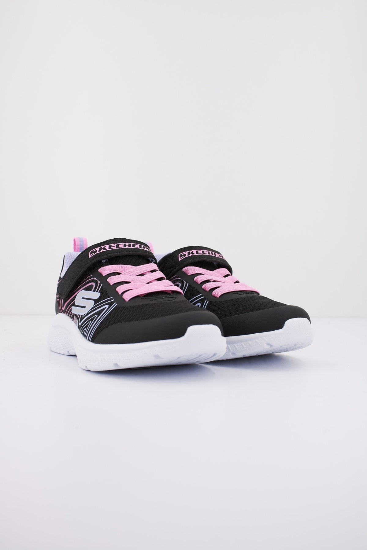 SKECHERS L en color BKMT (2)