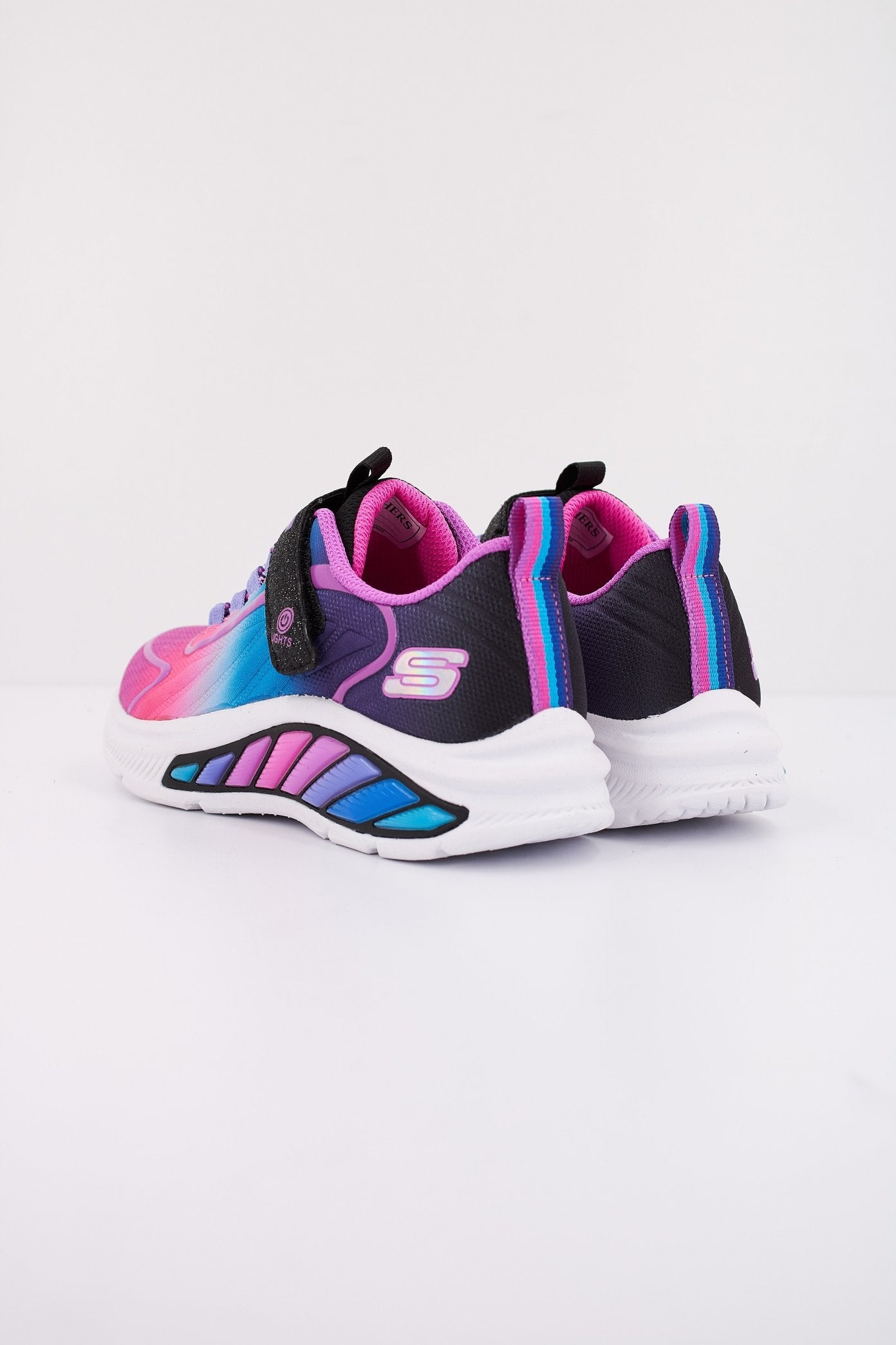 SKECHERS RAINBOW CRUISERS en color BKMT (4)