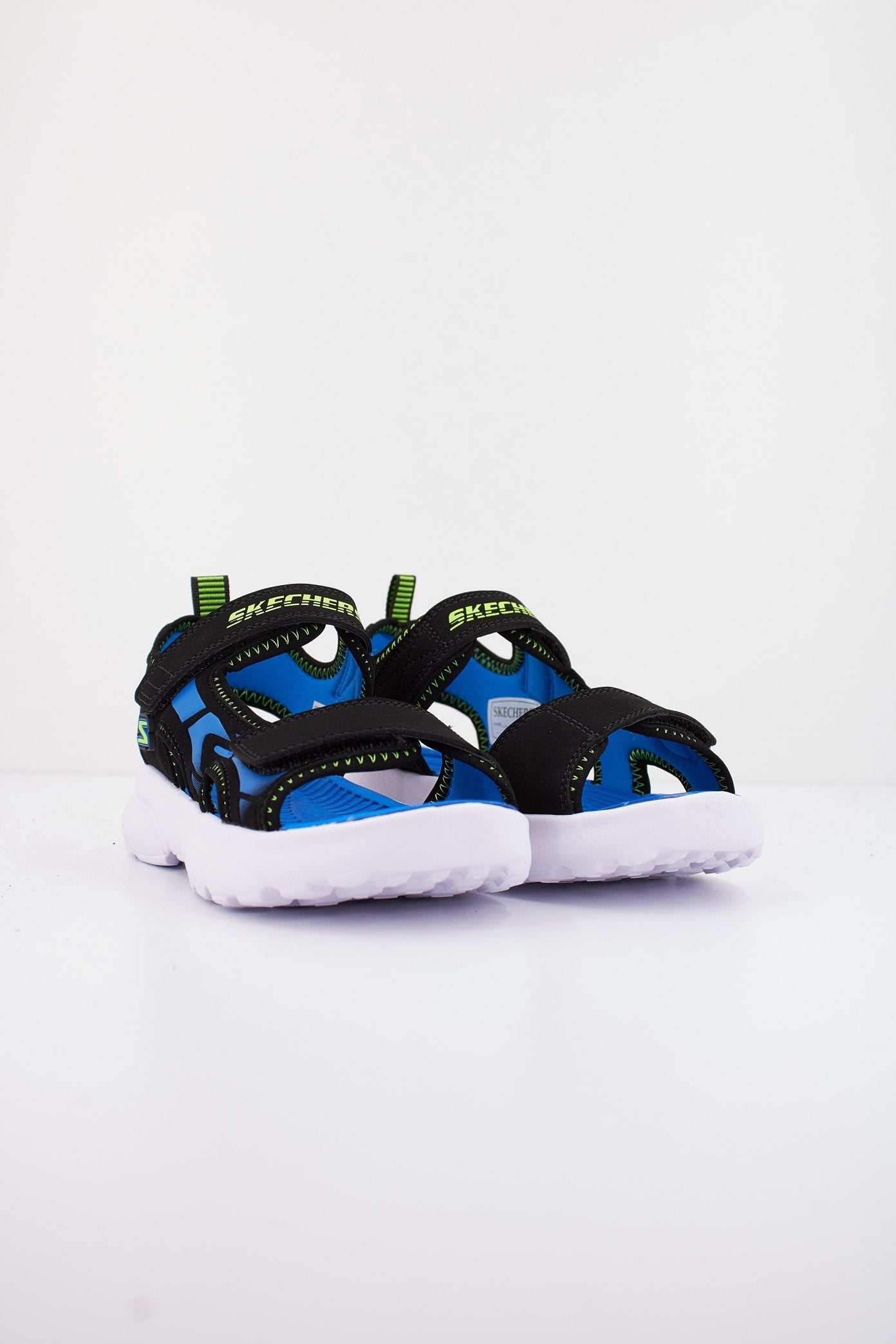 SKECHERS L en color BBLM (2)