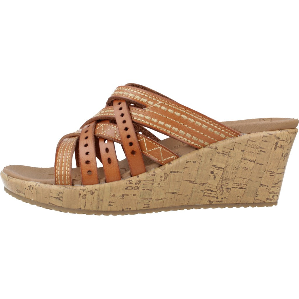SKECHERS BEVERLEE - HOT SPRIN en color LUG (2)