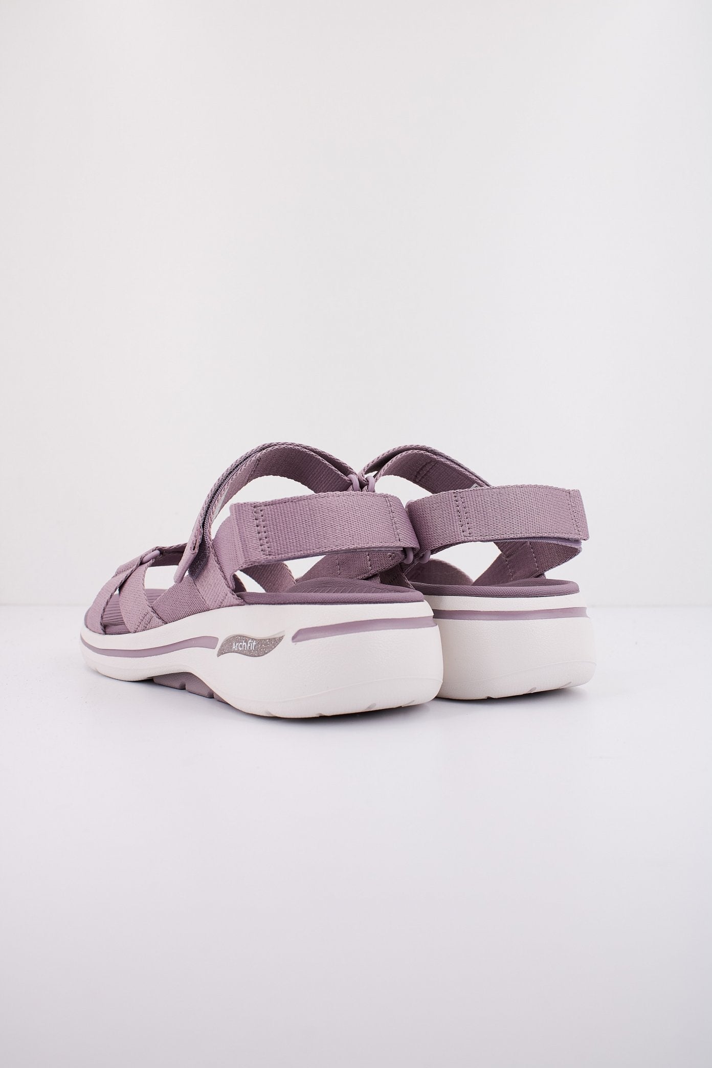 SKECHERS GO WALK ARCH FIT SAN en color LAV (3)