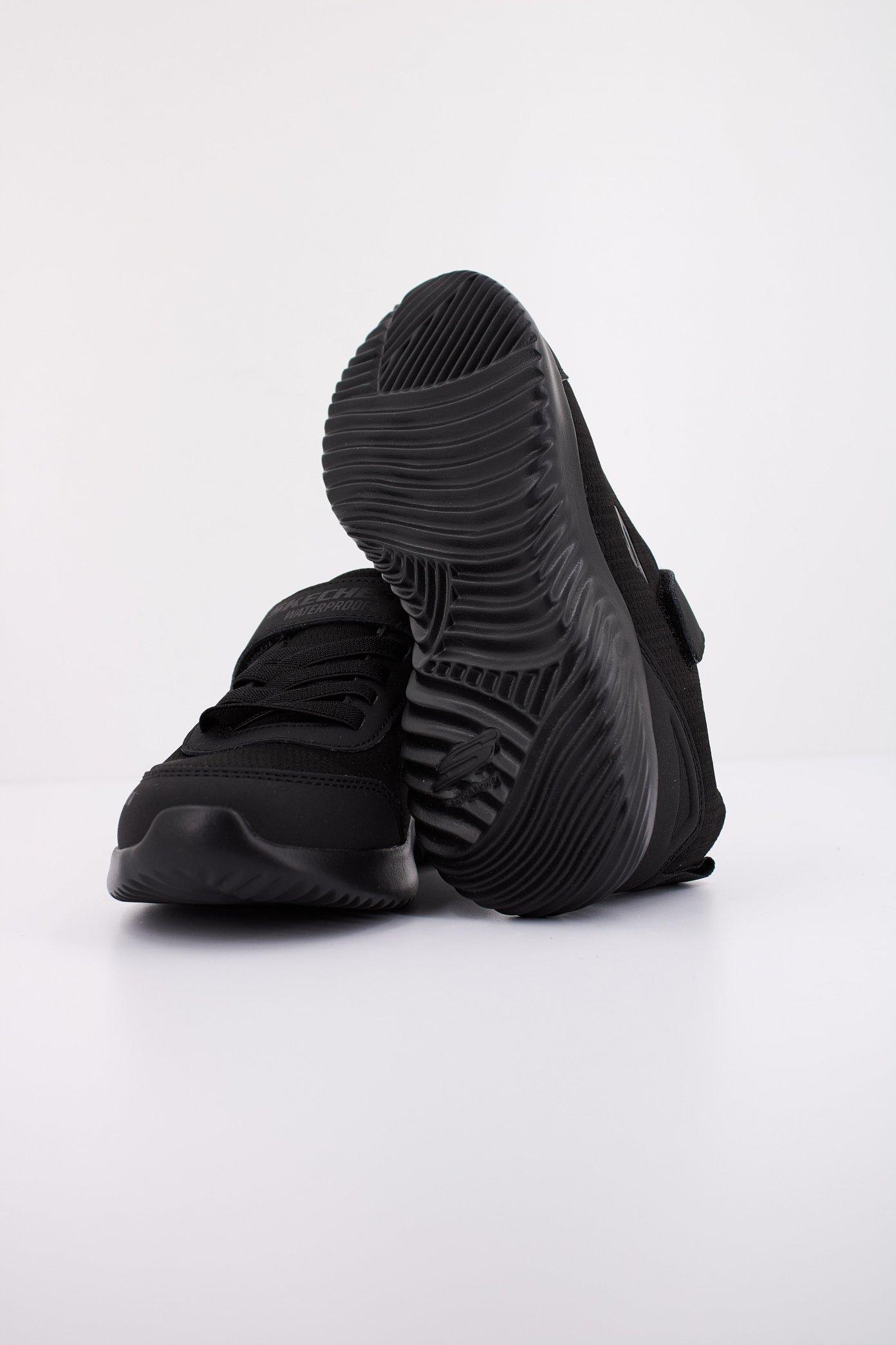 SKECHERS BOUNDER-DRIPPER DROP en color BBK (5)