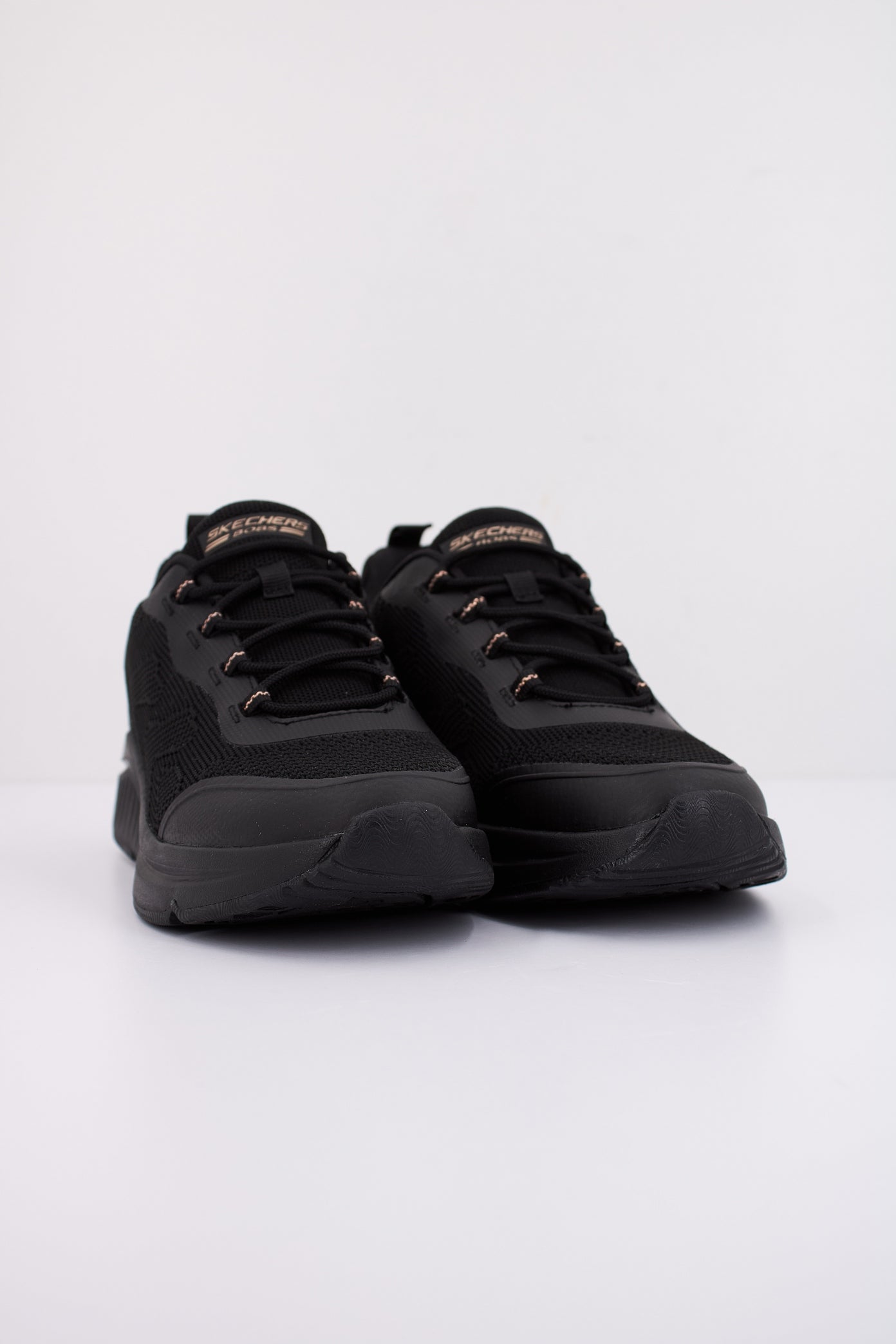 SKECHERS BOBS ARCH COMFORT B en color BBK (2)