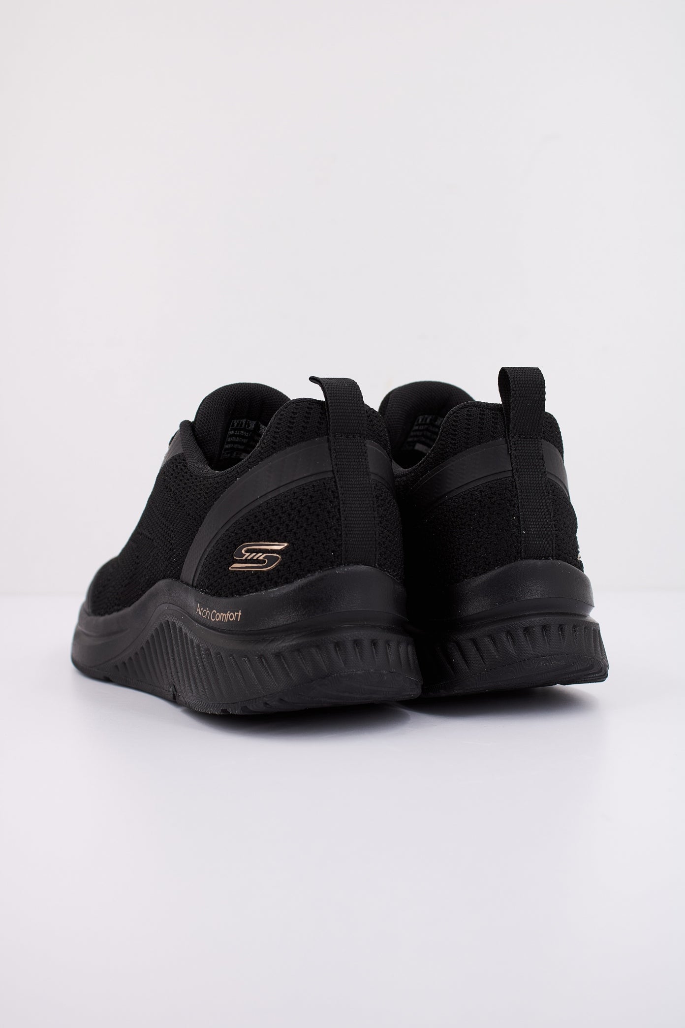 SKECHERS BOBS ARCH COMFORT B en color BBK (4)
