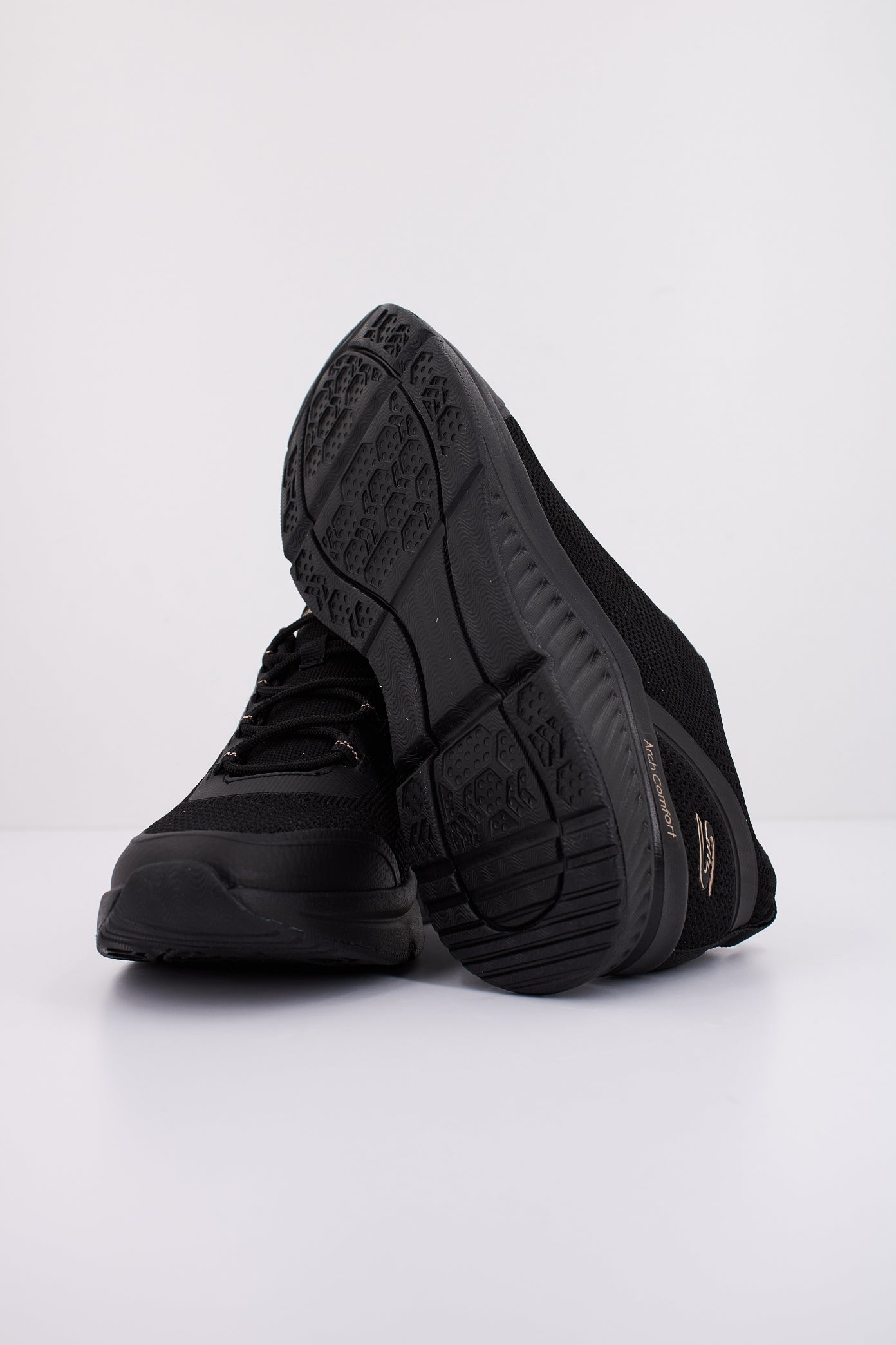 SKECHERS BOBS ARCH COMFORT B en color BBK (5)