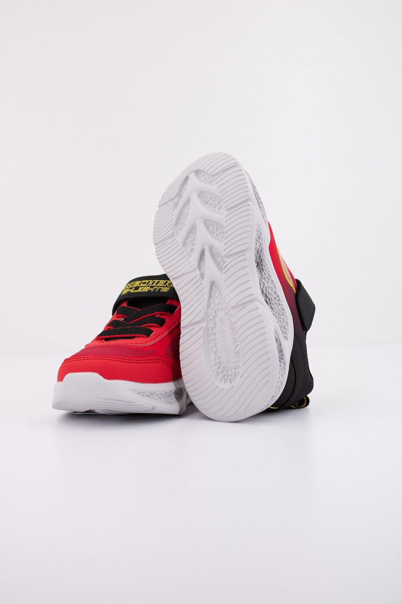 SKECHERS METEOR-LIGH en color RDBK (5)