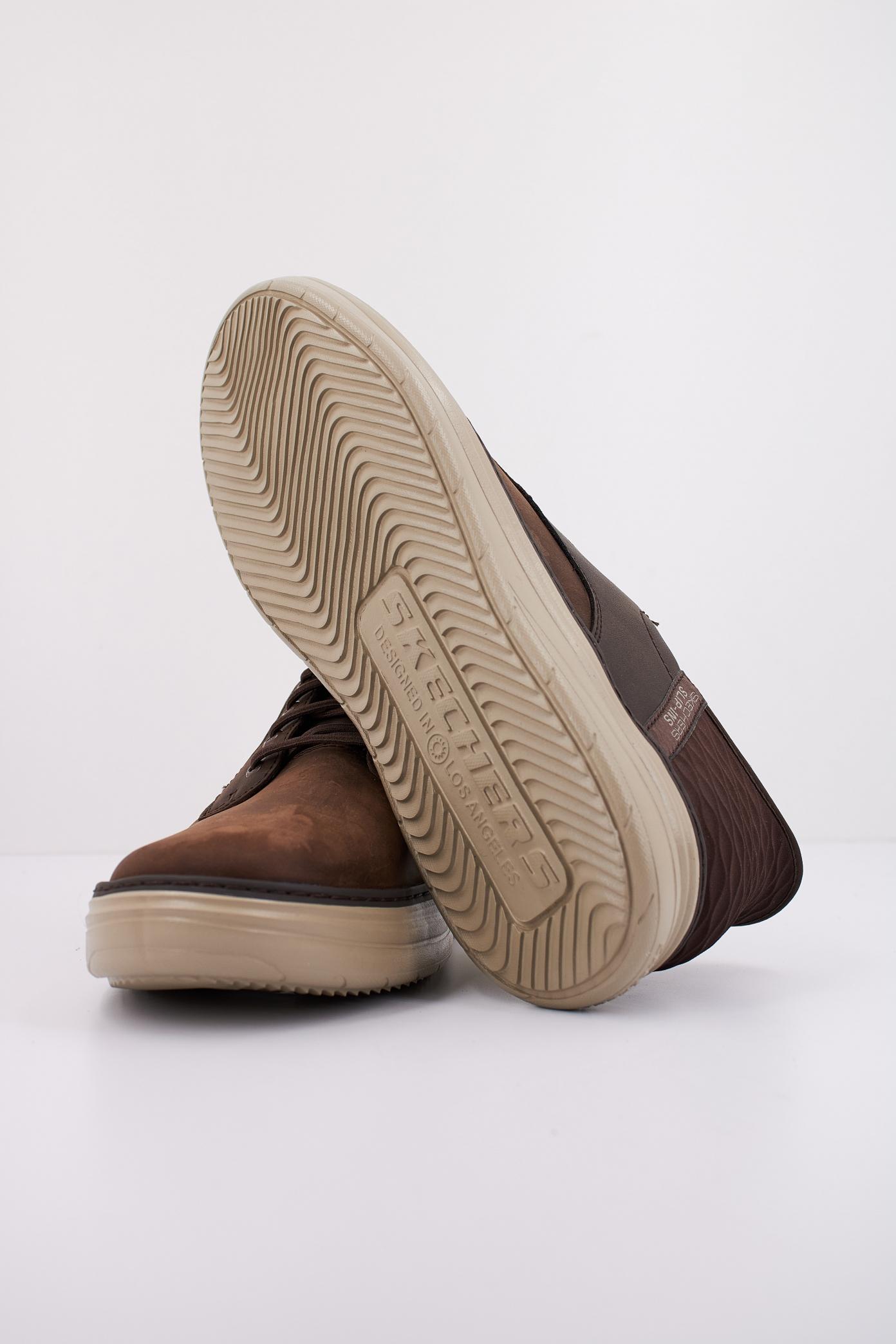 SKECHERS SLIP INS HYLAND - RA en color COC (5)