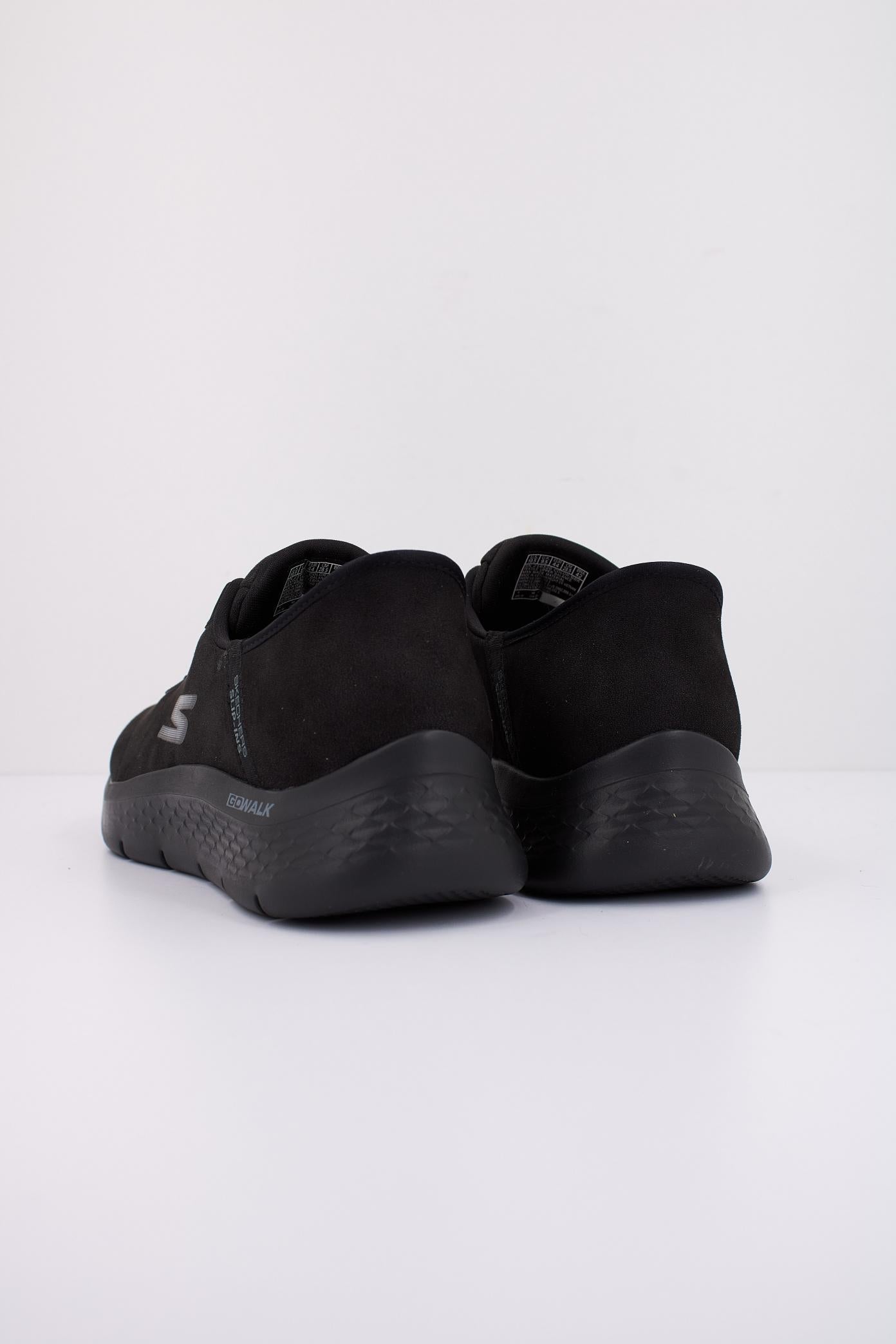 SKECHERS SLIP - INS GO WALK F en color BBK (4)