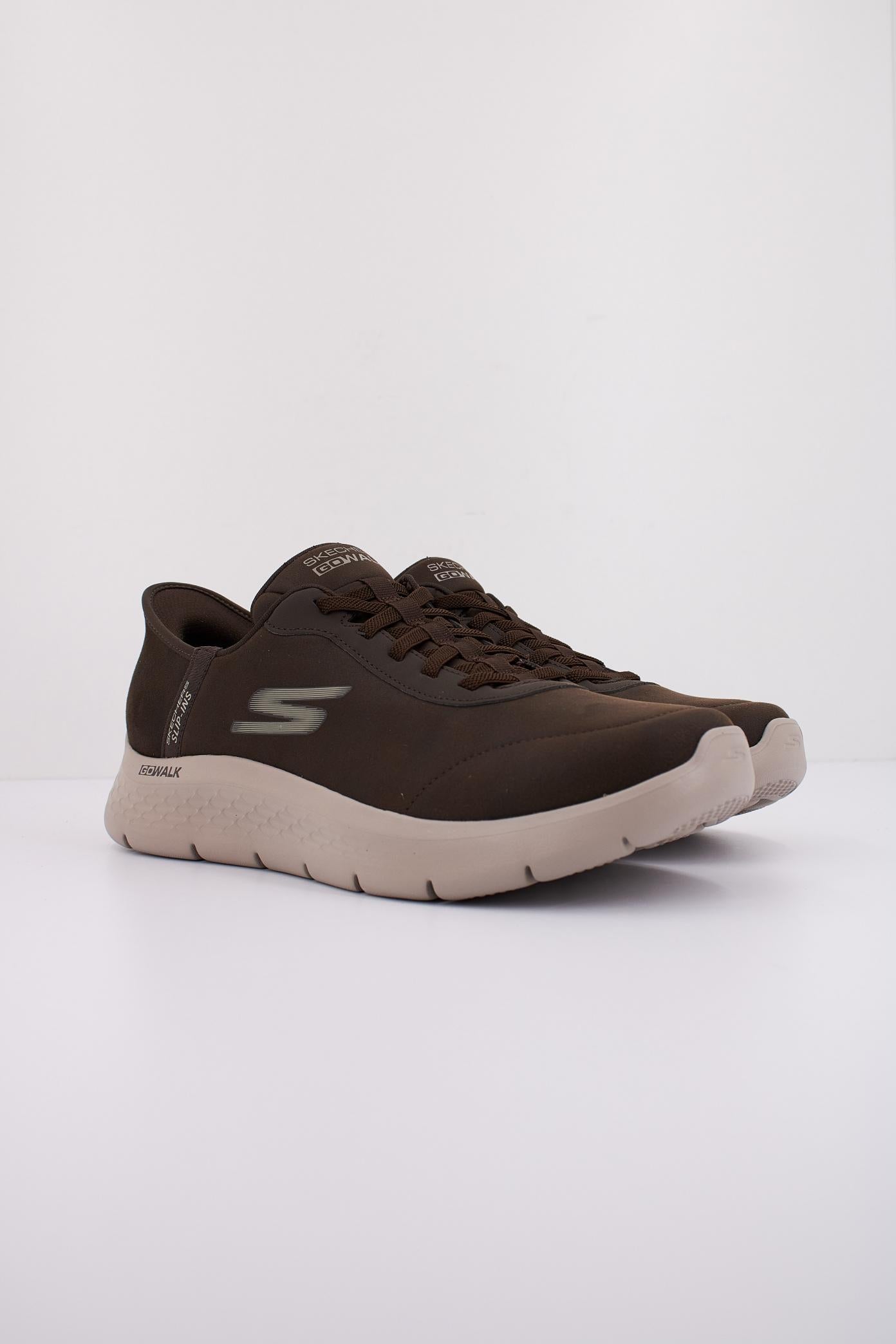 SKECHERS SLIP - INS GO WALK F en color BRN (2)