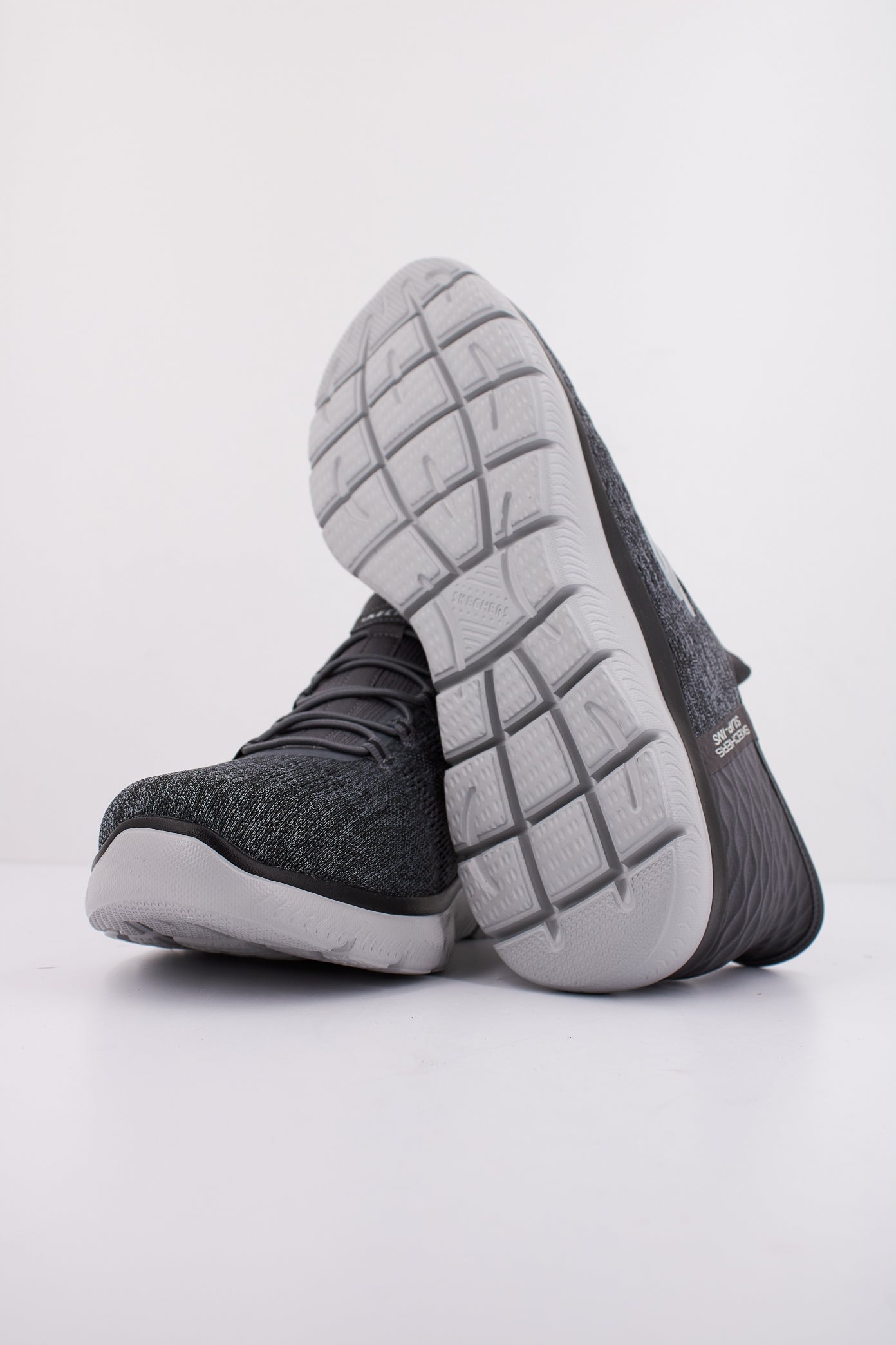 SKECHERS SUMMITS - KEY PACE en color CCBK (5)