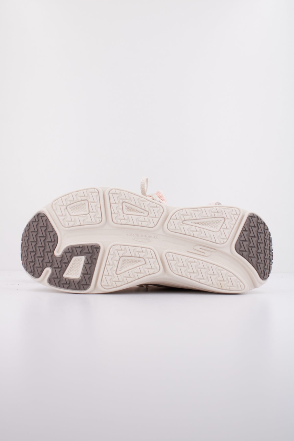 SKECHERS MAX CUSHIONING ENDEA en color NAT (5)