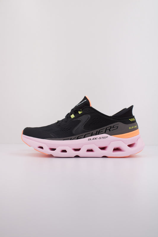 SKECHERS S en color BKMT  (1)