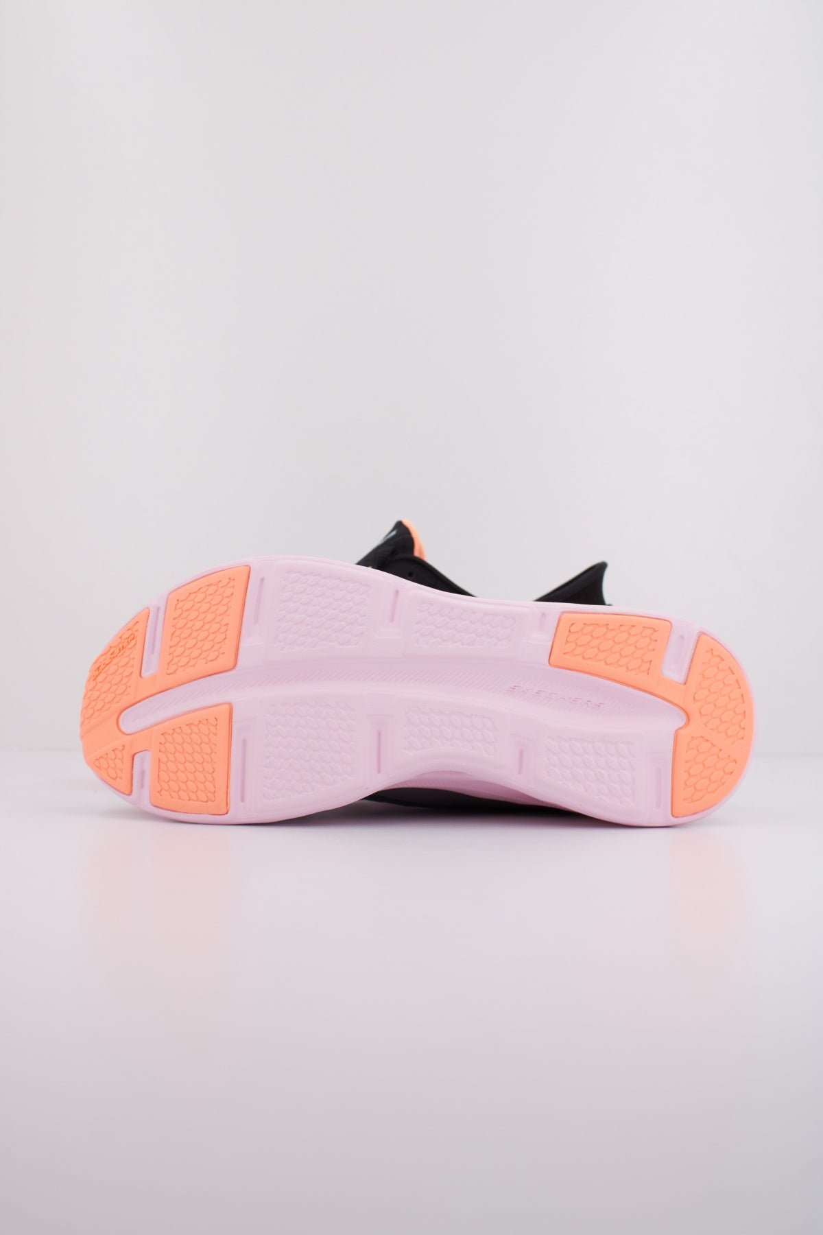 SKECHERS S en color BKMT (5)