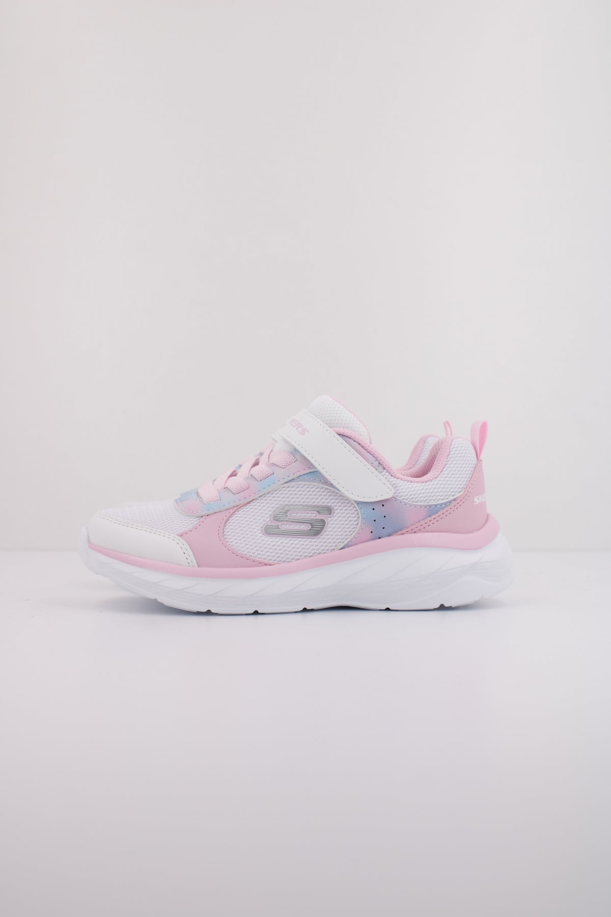 SKECHERS BOUNDLESS en color WMLT (1)