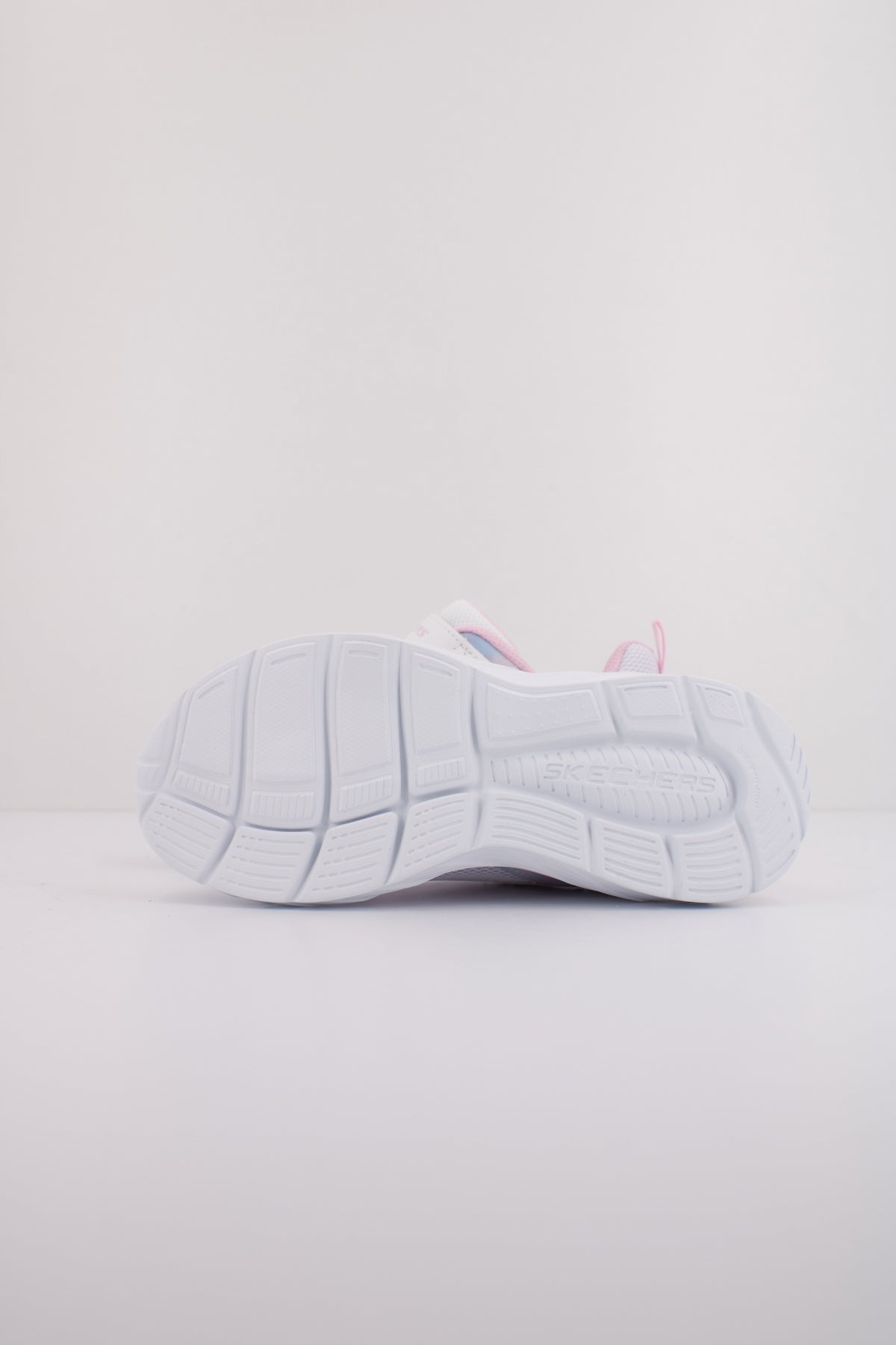 SKECHERS BOUNDLESS en color WMLT (5)