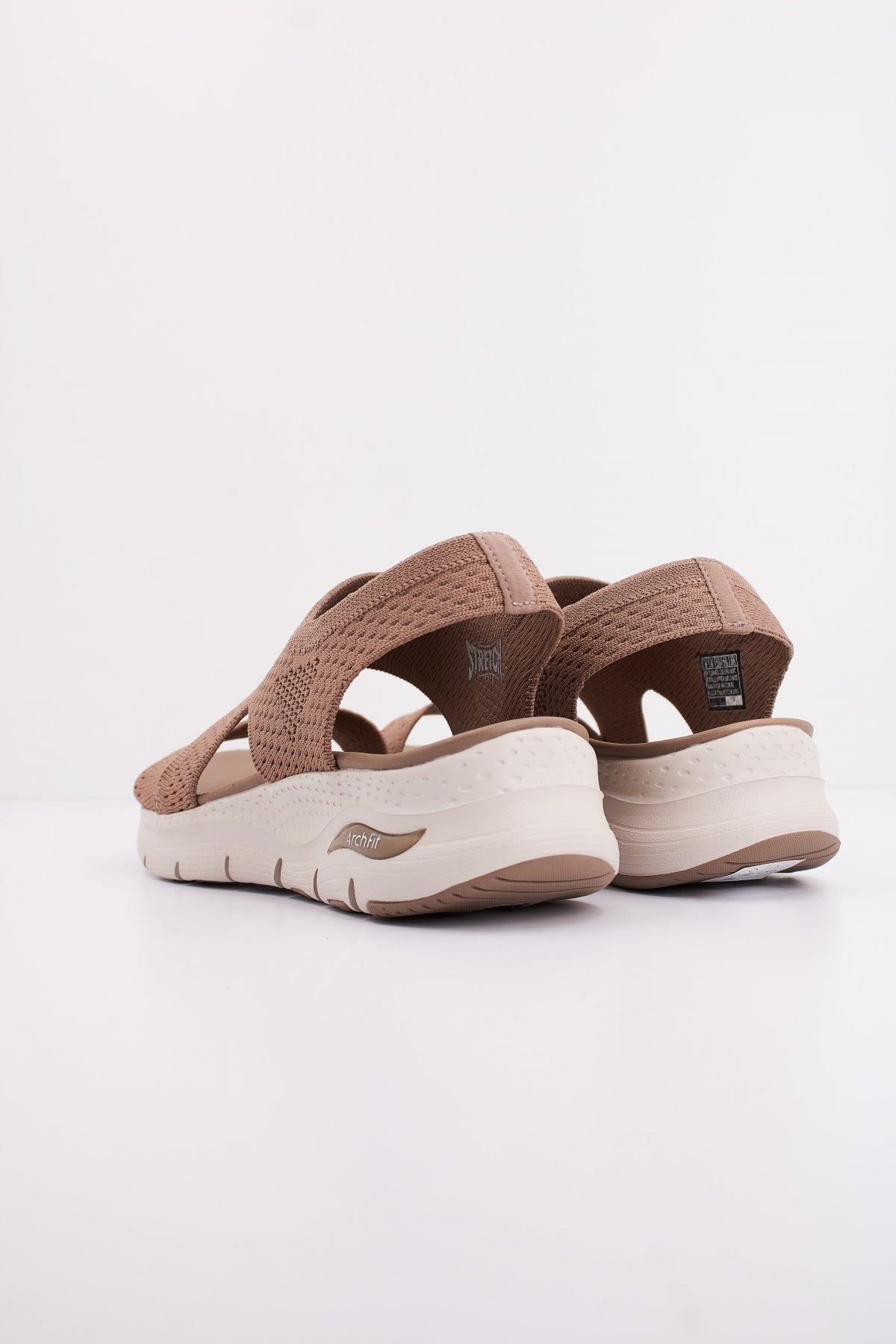 SKECHERS ARCH FIT en color MOC (4)