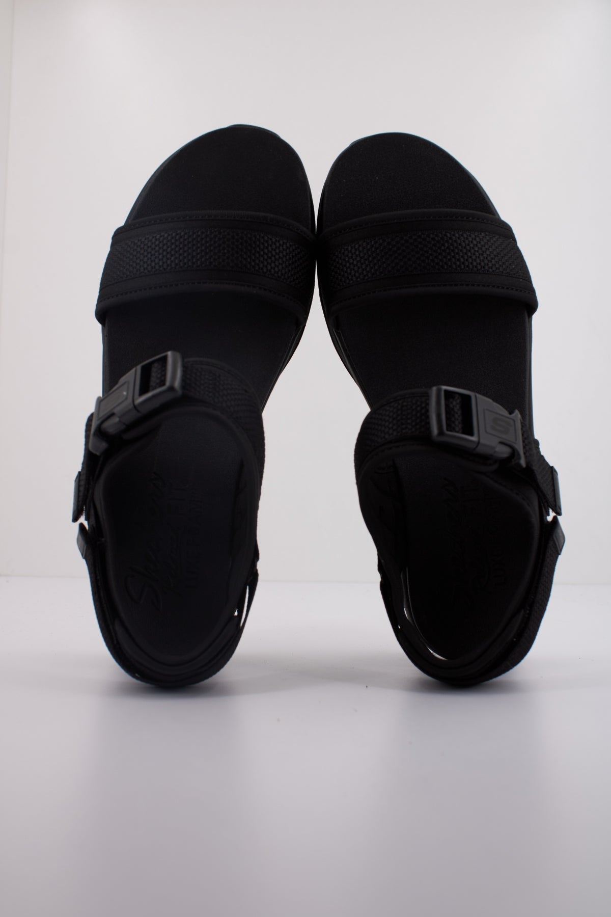 SKECHERS D'LUX WALKER en color BBK (3)