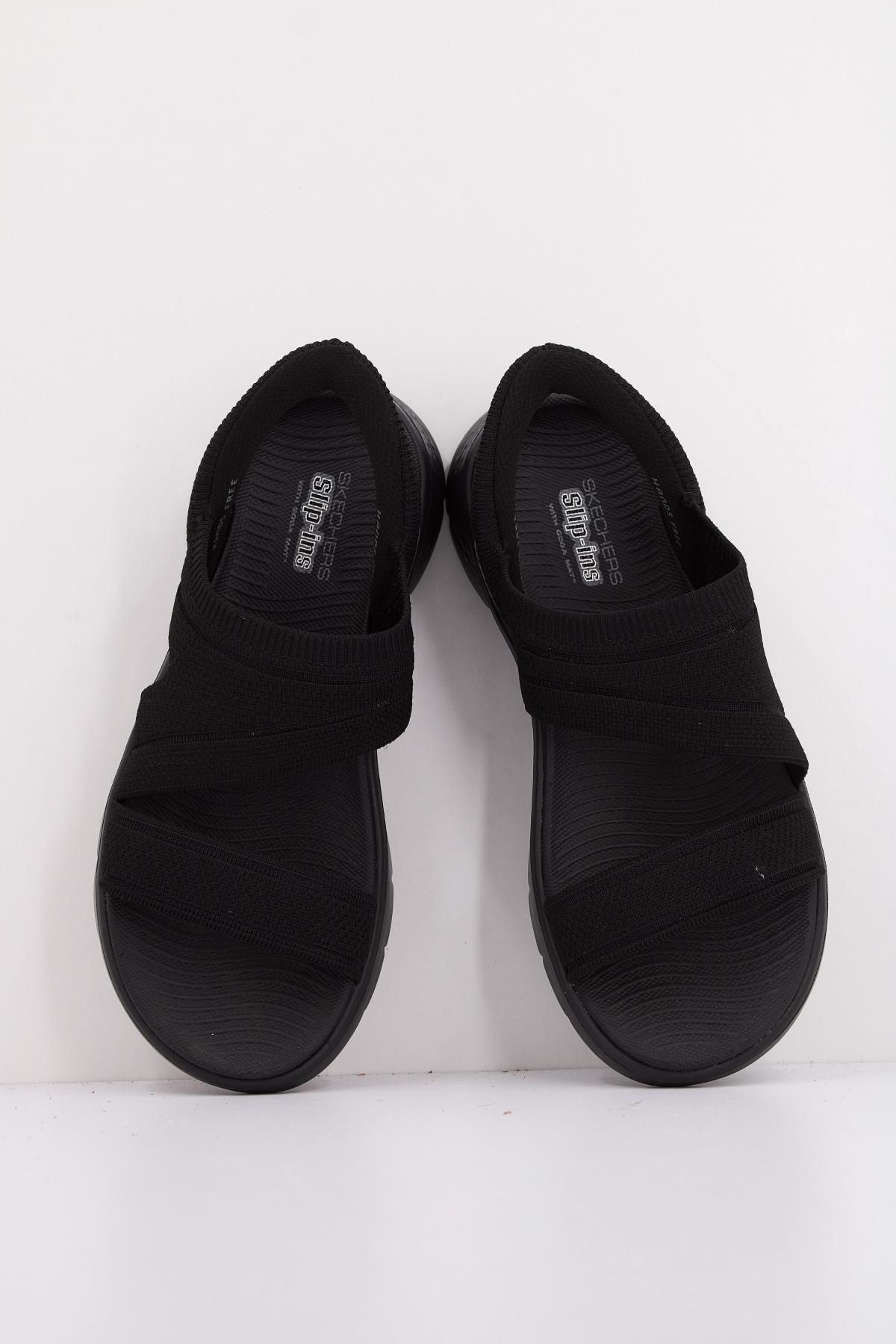 SKECHERS SLIP-INS GO WALK FL en color BBK (3)