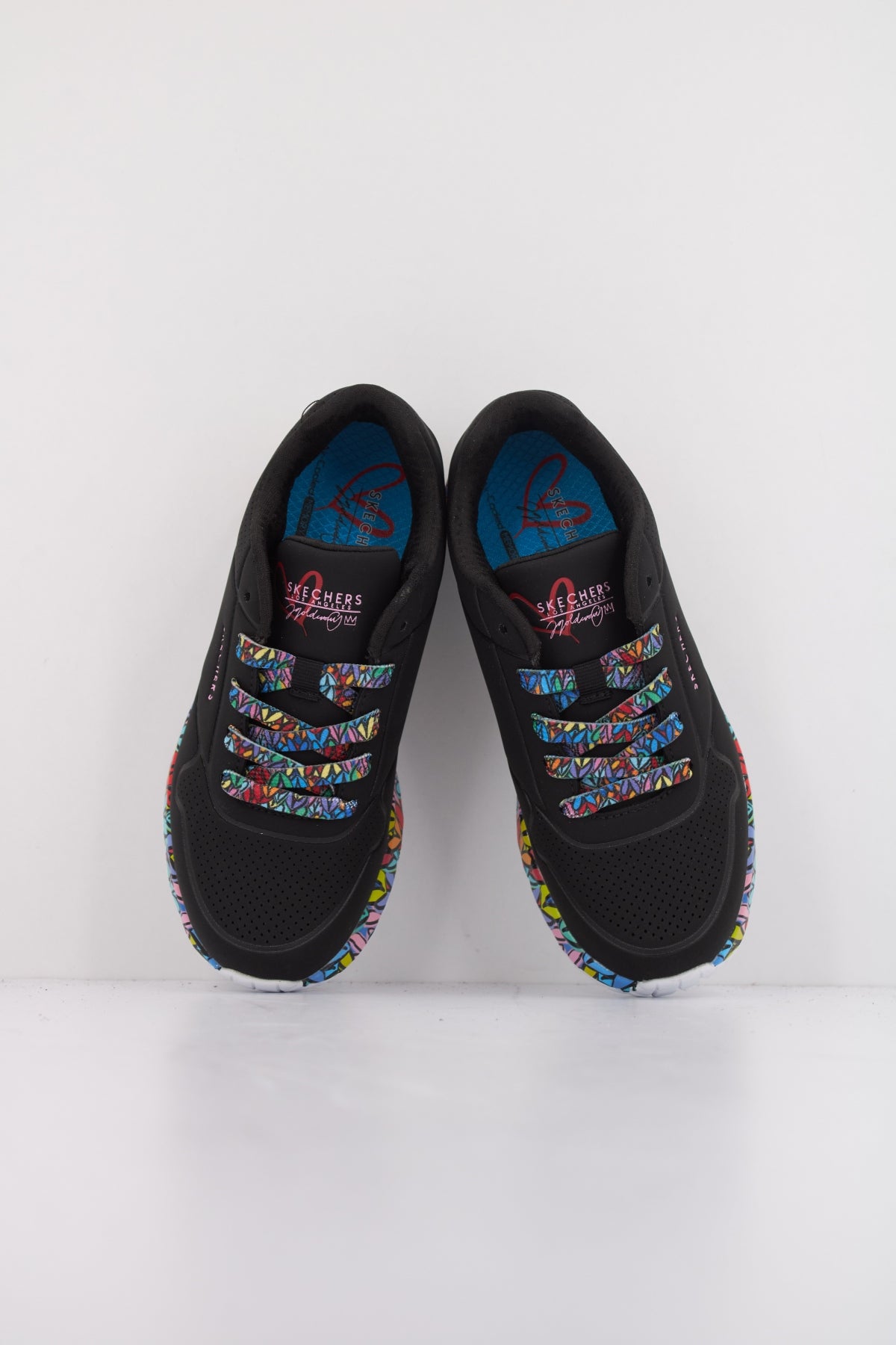 SKECHERS UNO LITESUBTLE LOVE en color BKMT (3)
