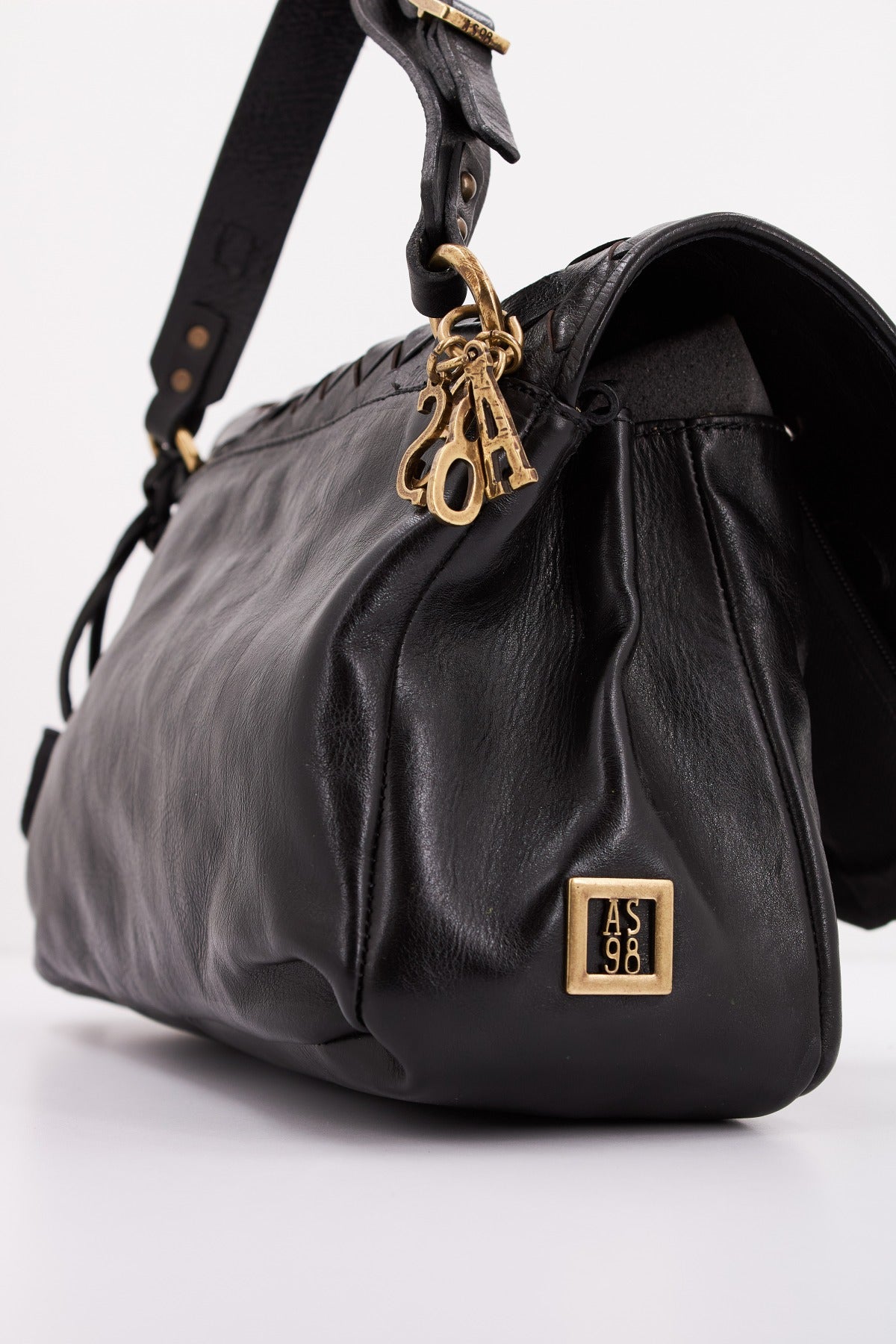 AS AS en color NERO (4)