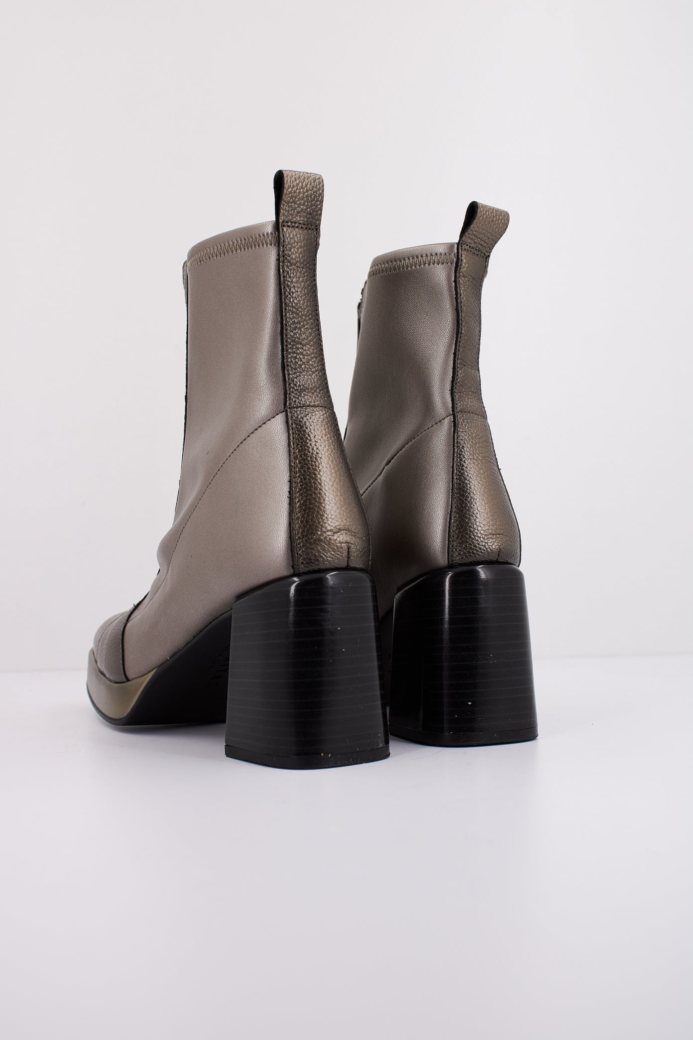 HISPANITAS HI en color ACERO  (4)