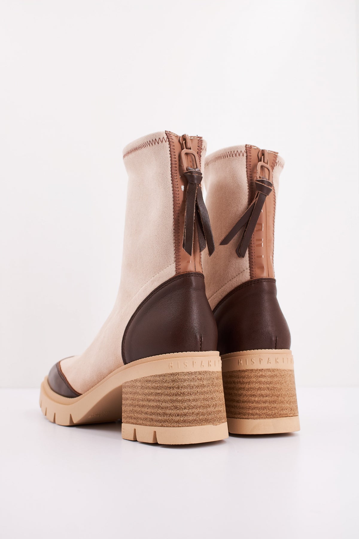 HISPANITAS HI en color MILK (4)