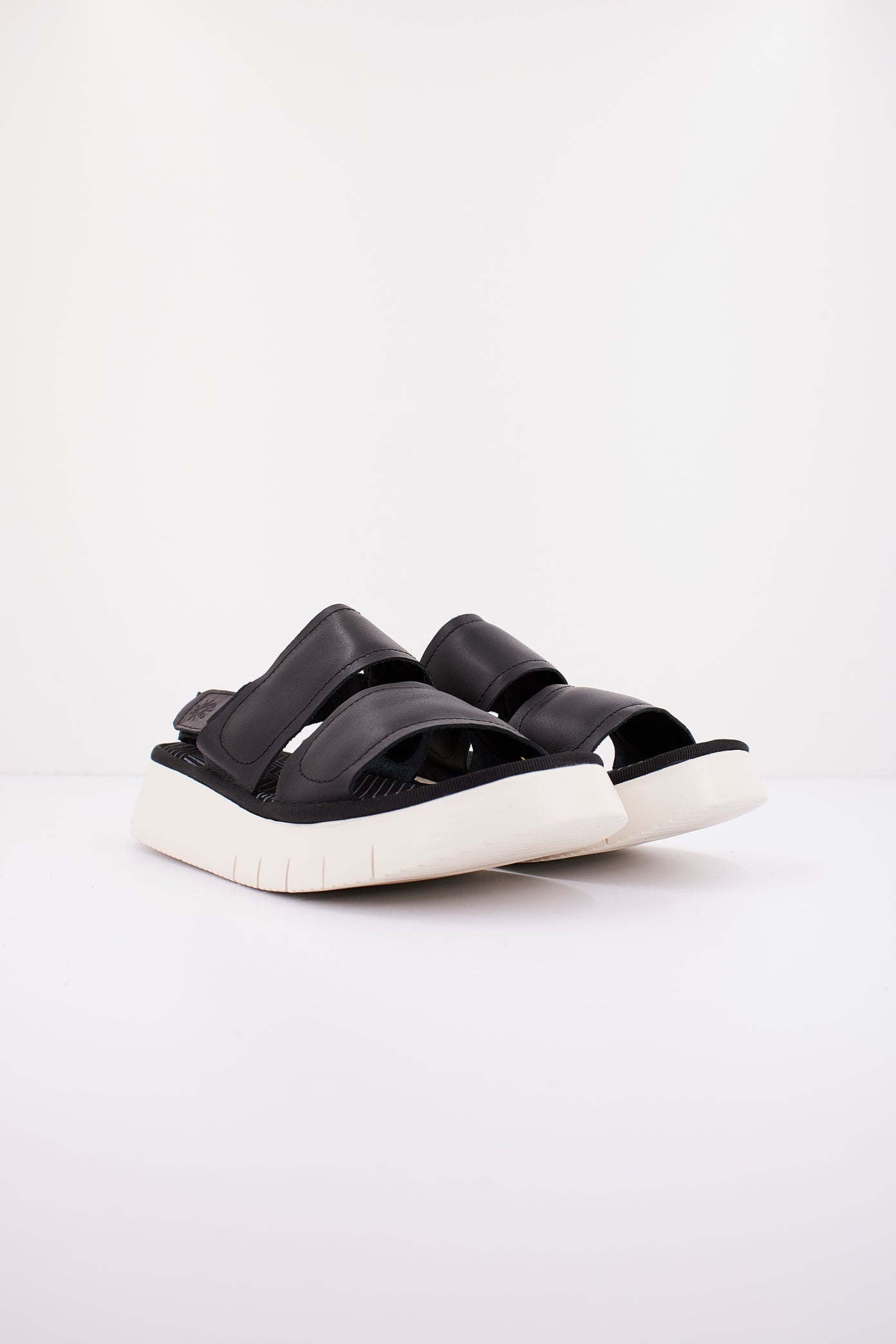 FLY LONDON CRAW en color BLACK  (2)