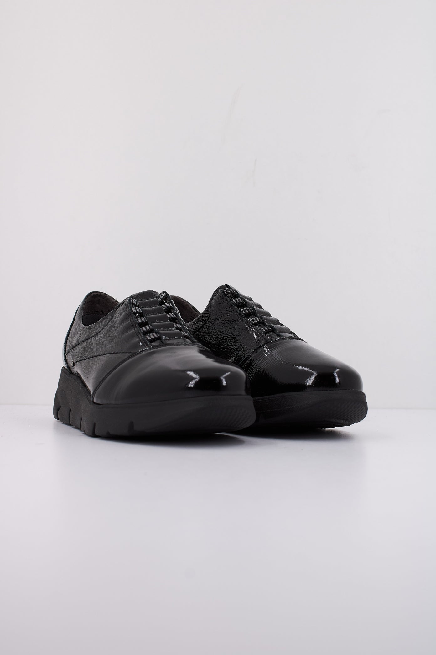 FLUCHOS BONA F en color NEGRO (2)
