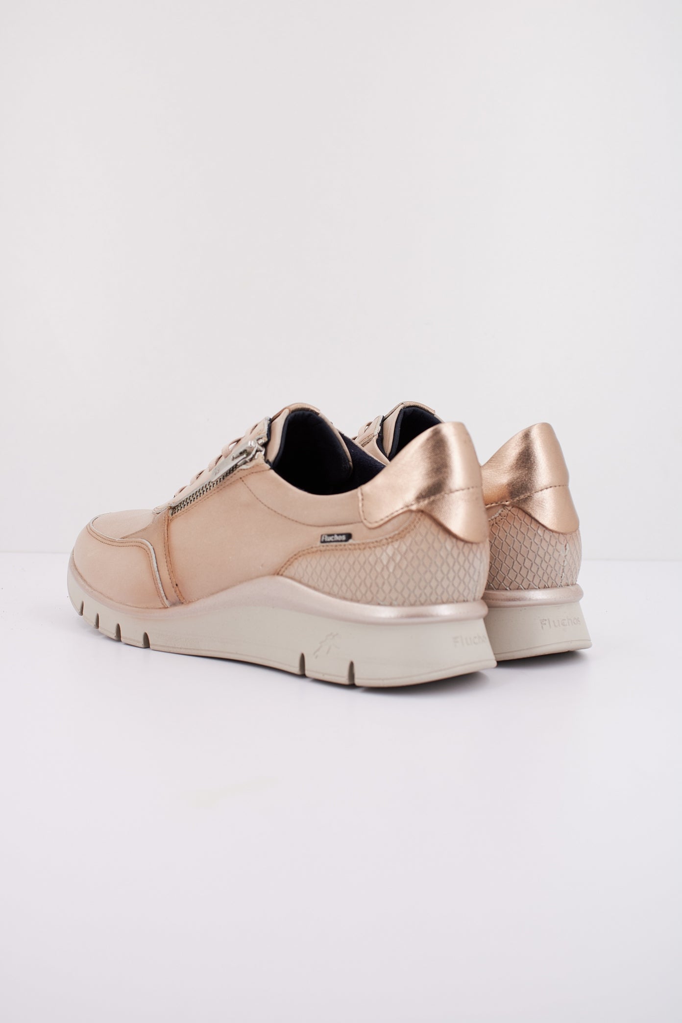 FLUCHOS F en color CRISTL (4)