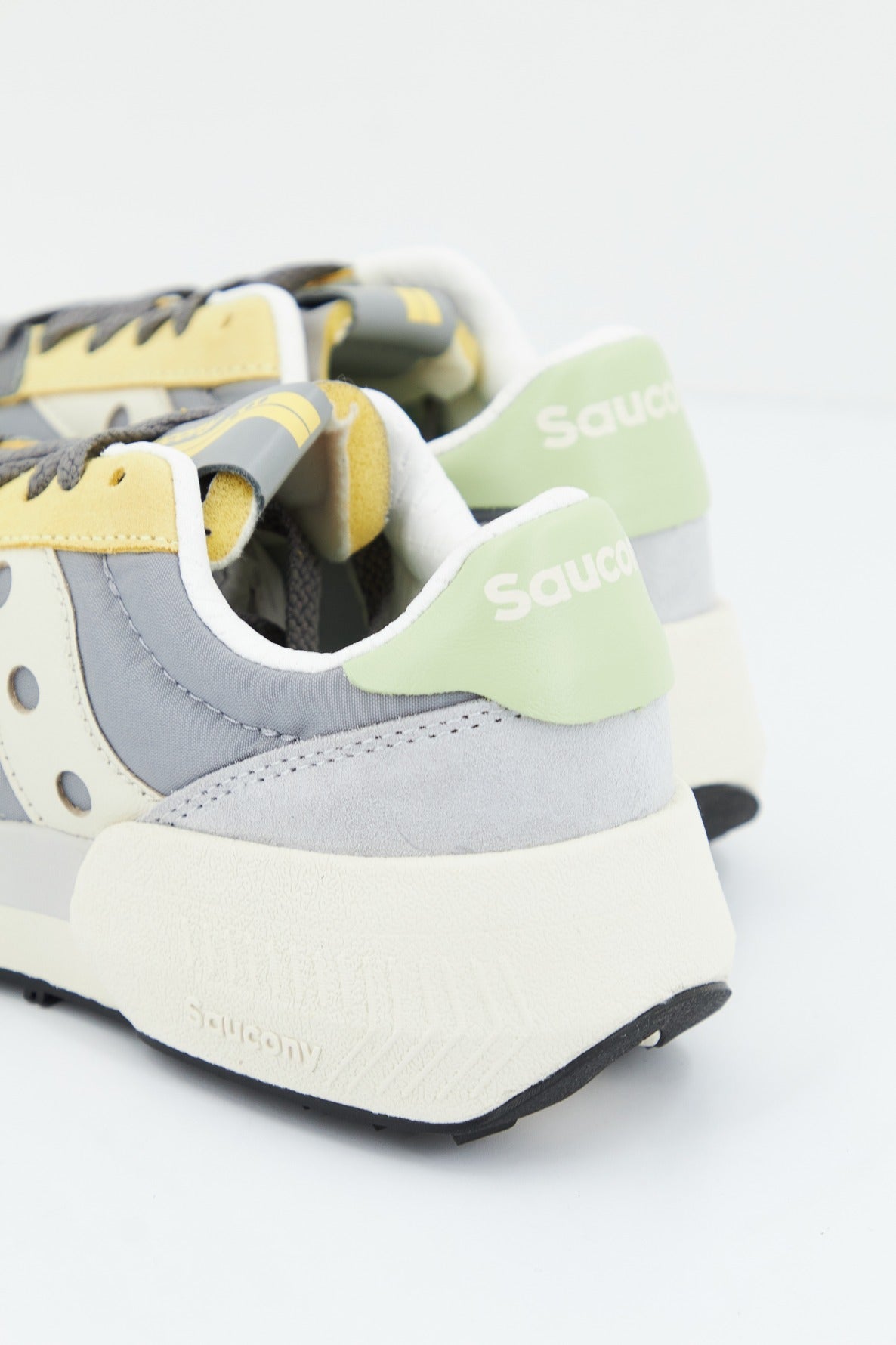SAUCONY JAZZ NXT en color GRYYLLW (3)