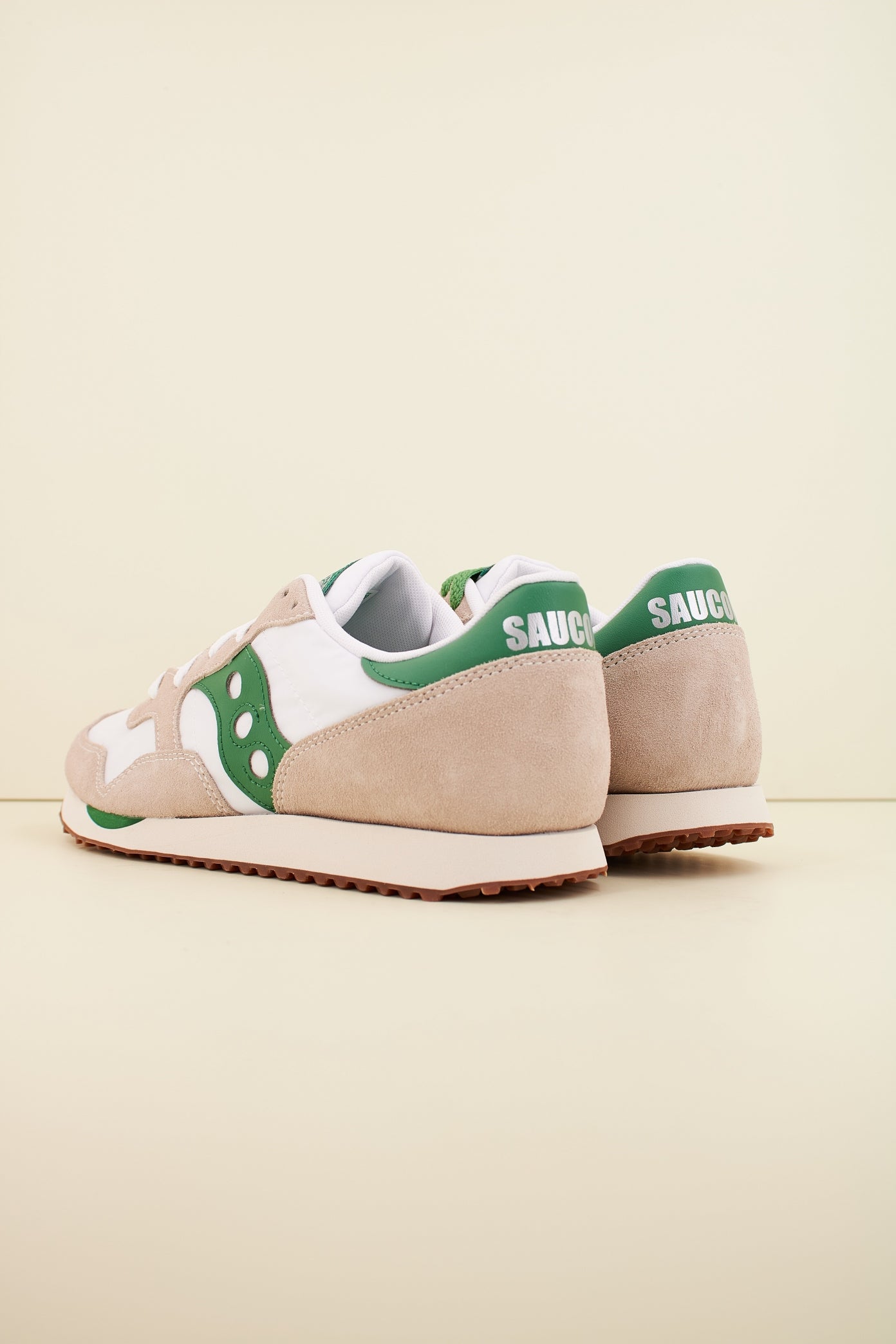 SAUCONY DXN TRAINER en color WHTGRN (3)