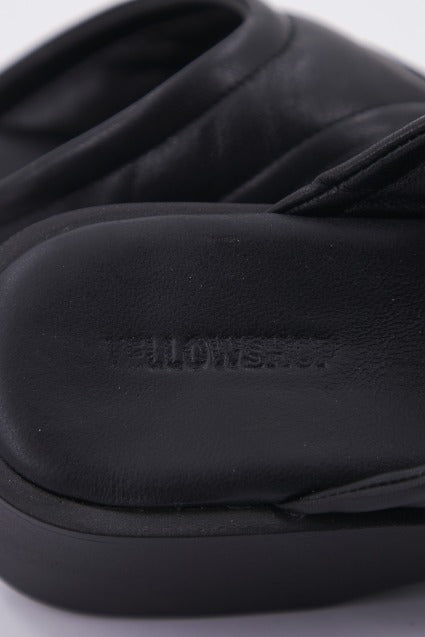 YELLOW DIANA en color NEGRO (4)